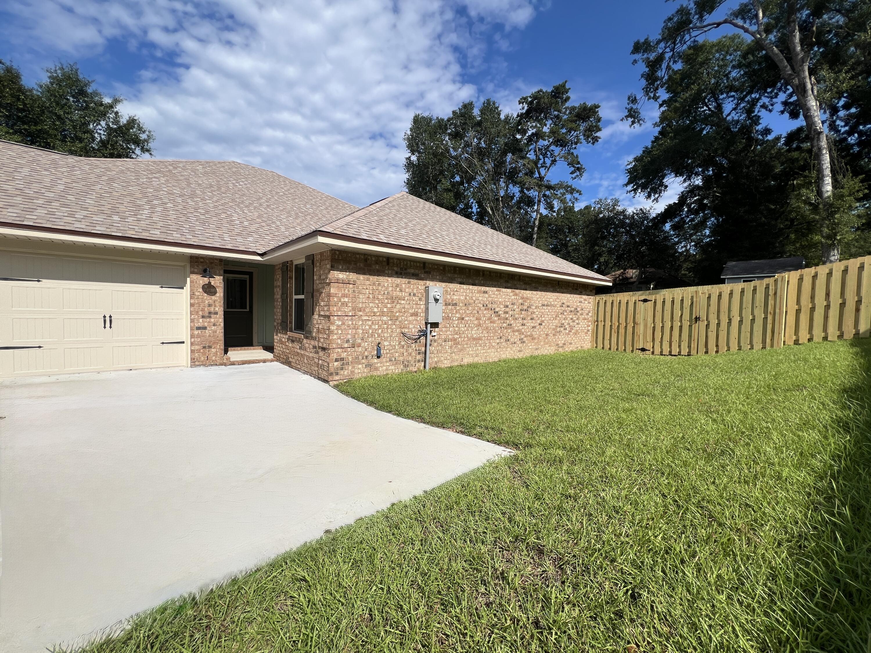 JUNIPER CREEK ESTATES - Residential