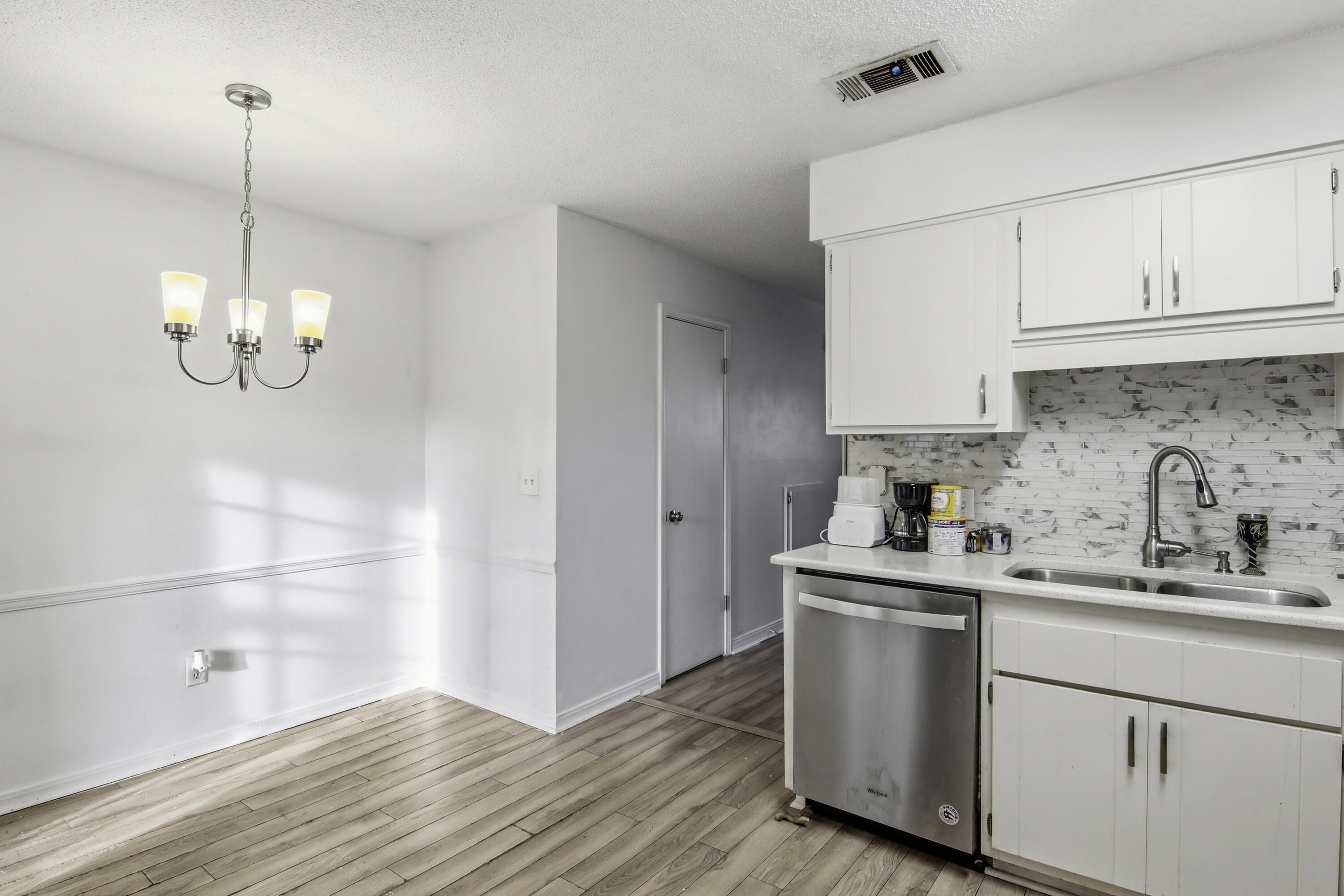 BROWNSVILLE STATION 3 - Residential