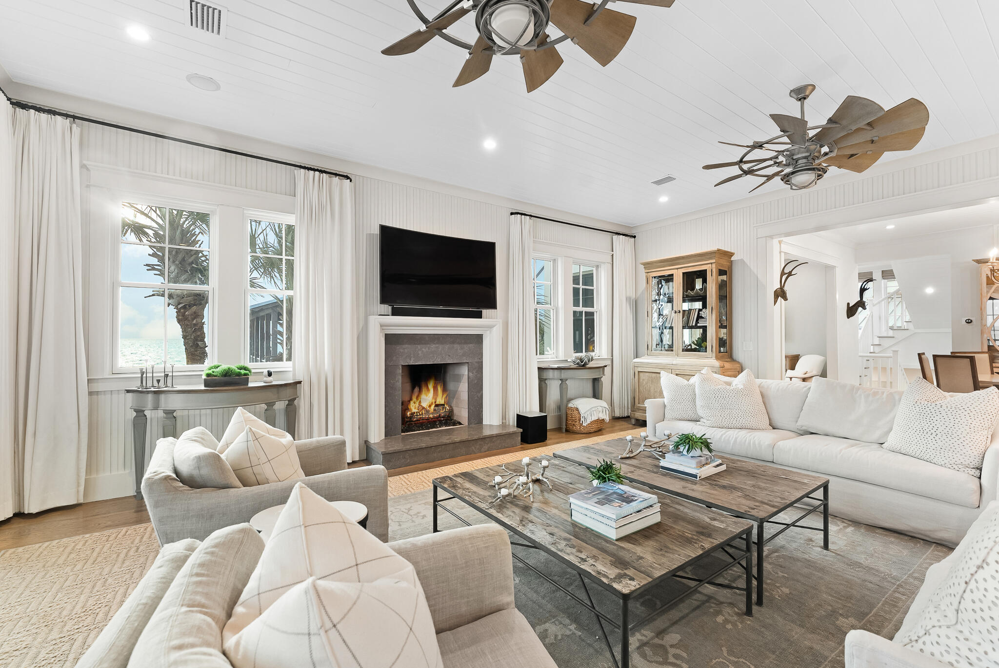 BLUE MOUNTAIN BEACH - Residential