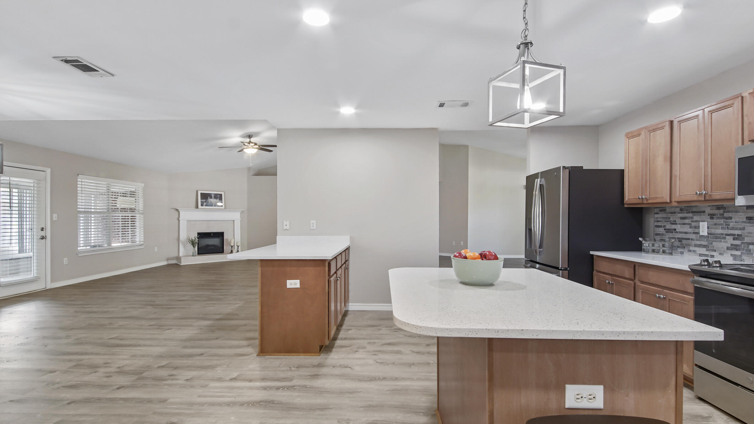 MACK BAYOU POINTE S/D - Residential Lease