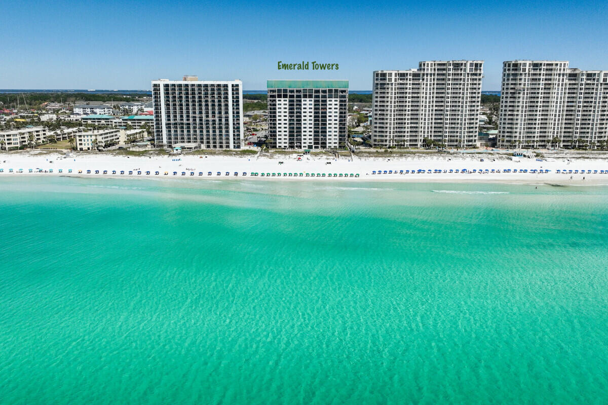 Live the luxury Gulf front lifestyle in this exceptional 2-bedroom, 2-bathroom condo located in the desirable gated community of Emerald Towers, Destin. Wake up to spectacular, panoramic Gulf views from the living room, dining area, kitchen, and primary bedroom - an unmatched backdrop to your daily life.This condo offers the best of both worlds: a tranquil retreat with effortless access to Destin's premier attractions. Just minutes from renowned restaurants, upscale boutiques, and vibrant entertainment, you'll find yourself perfectly positioned to enjoy all that Destin has to offer.Emerald Towers provides an array of resort-style amenities including a Gulf front pool, fitness center, tennis & pickleball courts, community room, BBQ area, gated entry, and private beach access. Enjoy less crowded beaches due to the building's lower density, enhancing your beachfront experience.
This condo offers compelling value and limitless potential. Benefit from proven rental income or renovate to create your Gulf front dream home.