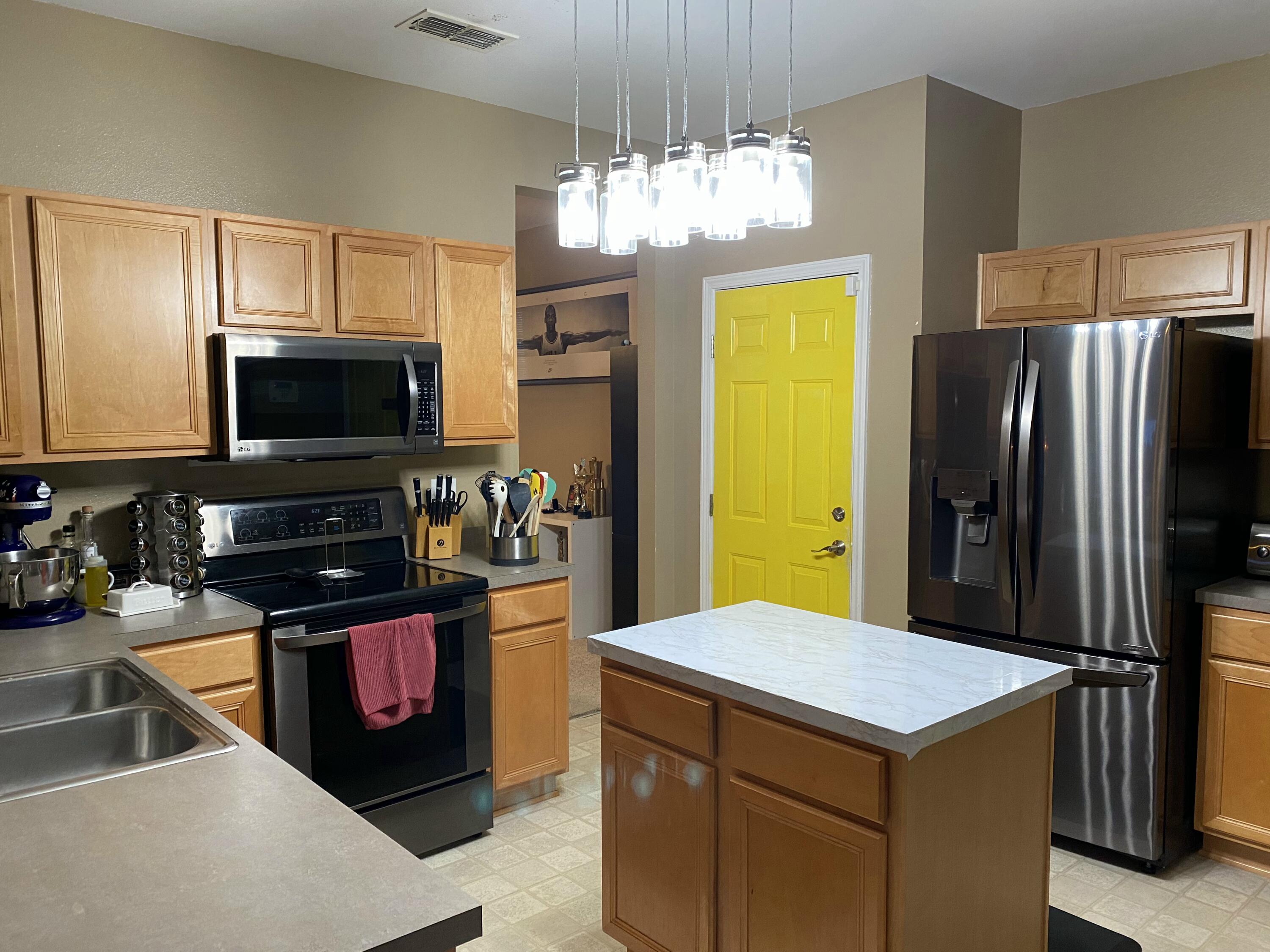 SANDY RIDGE ESTATES - Residential Lease