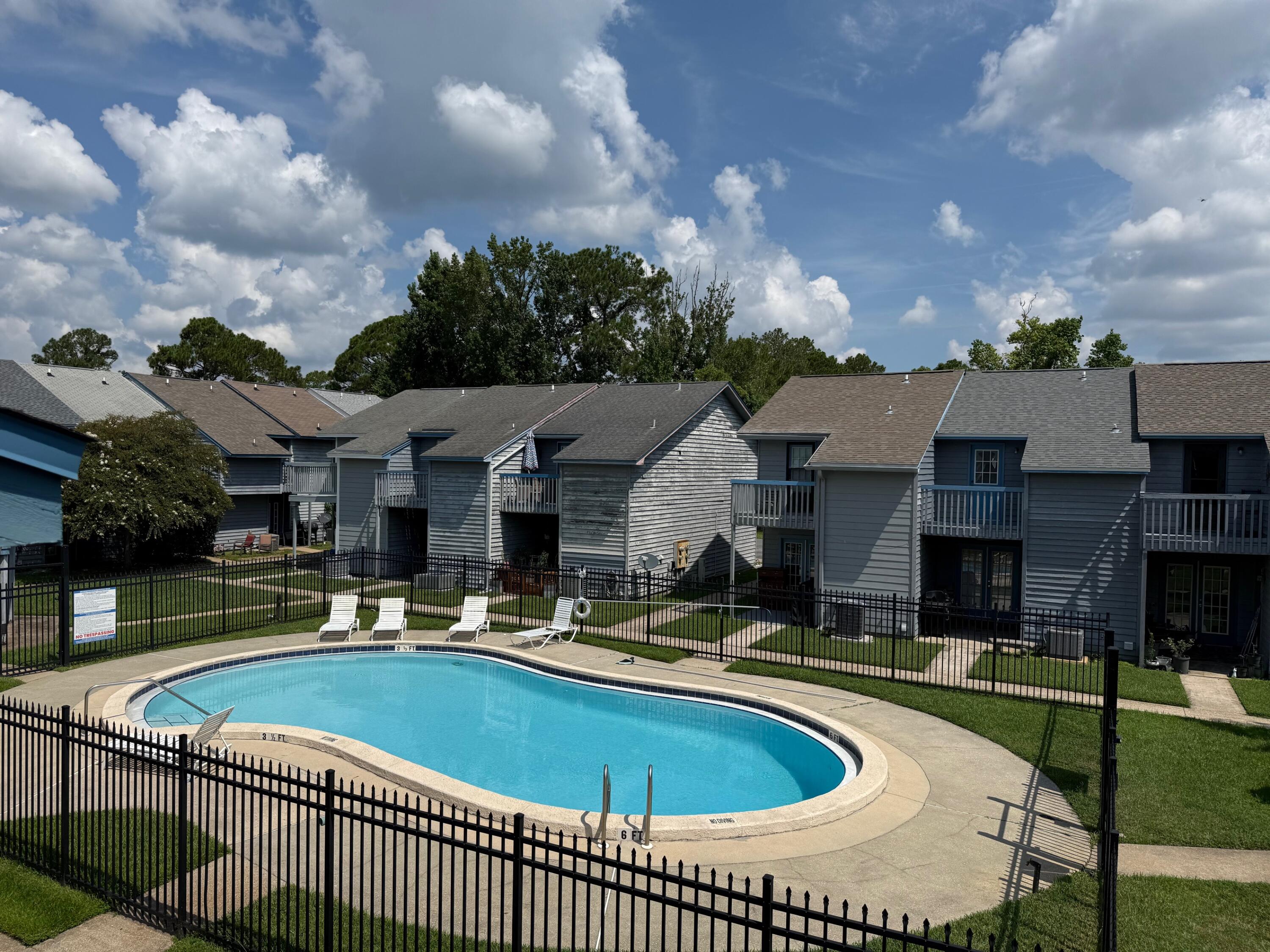 BROWNSVILLE STATION III - Residential