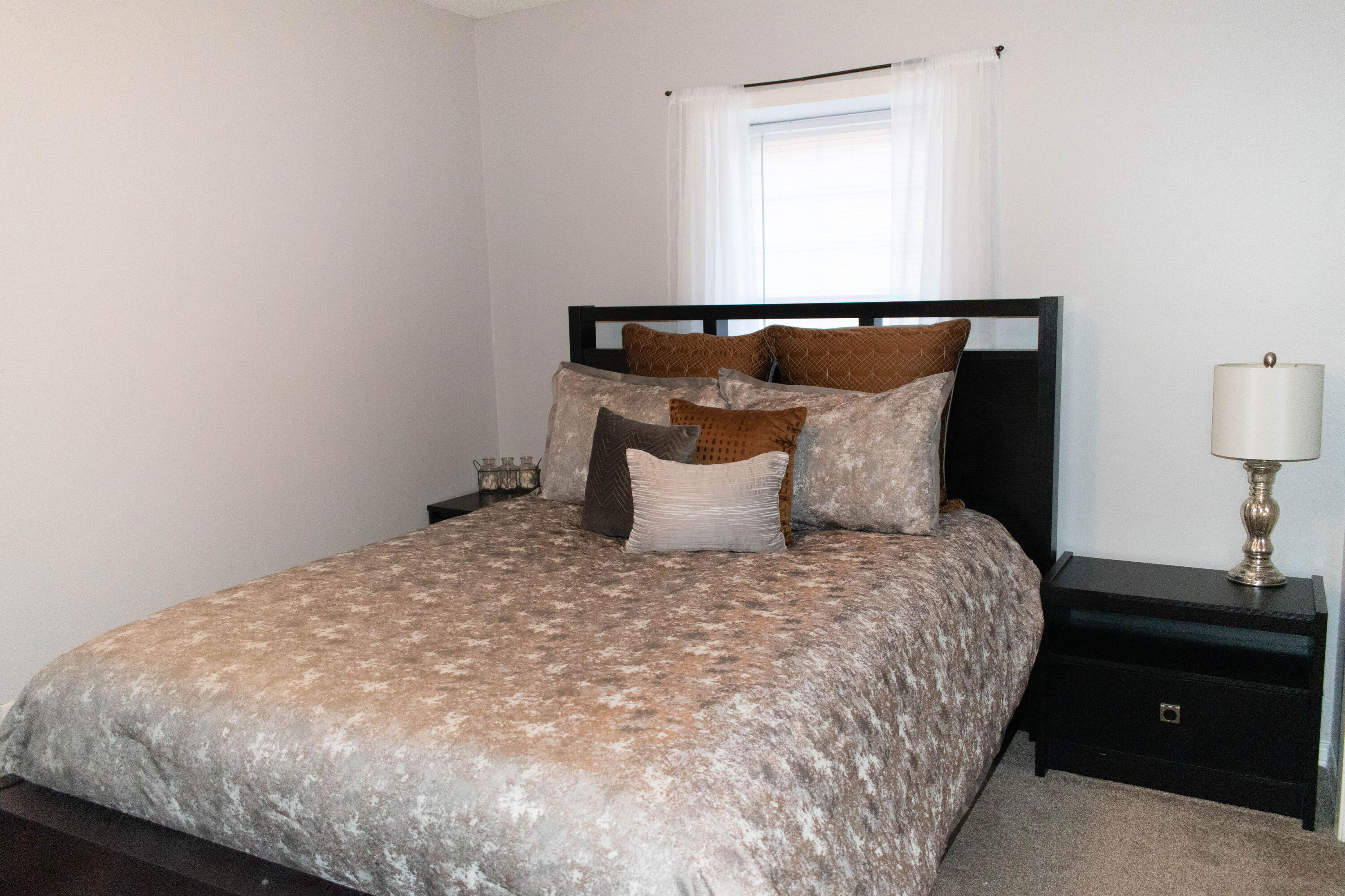 PINE MEADOWS - Residential