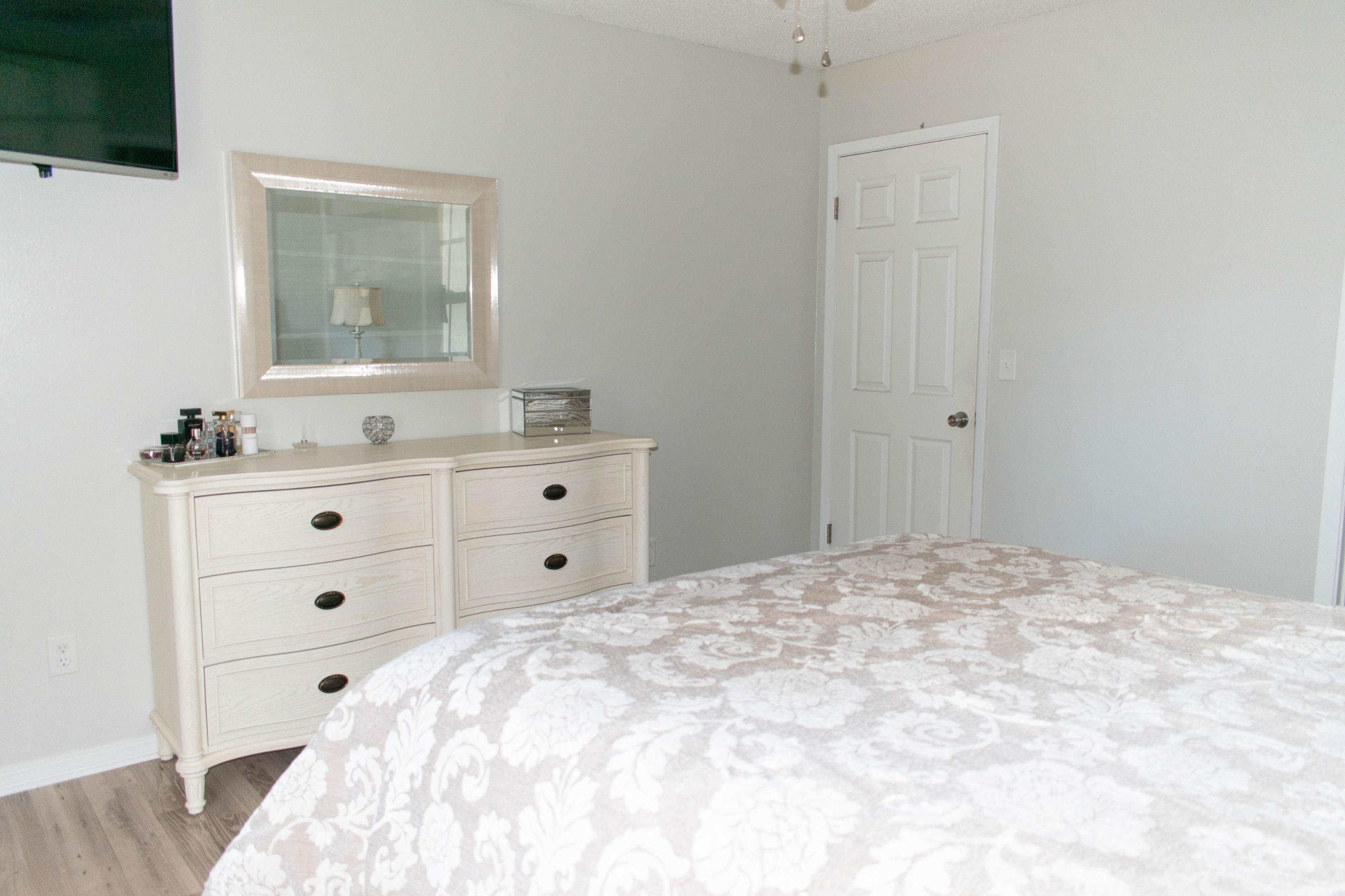 PINE MEADOWS - Residential