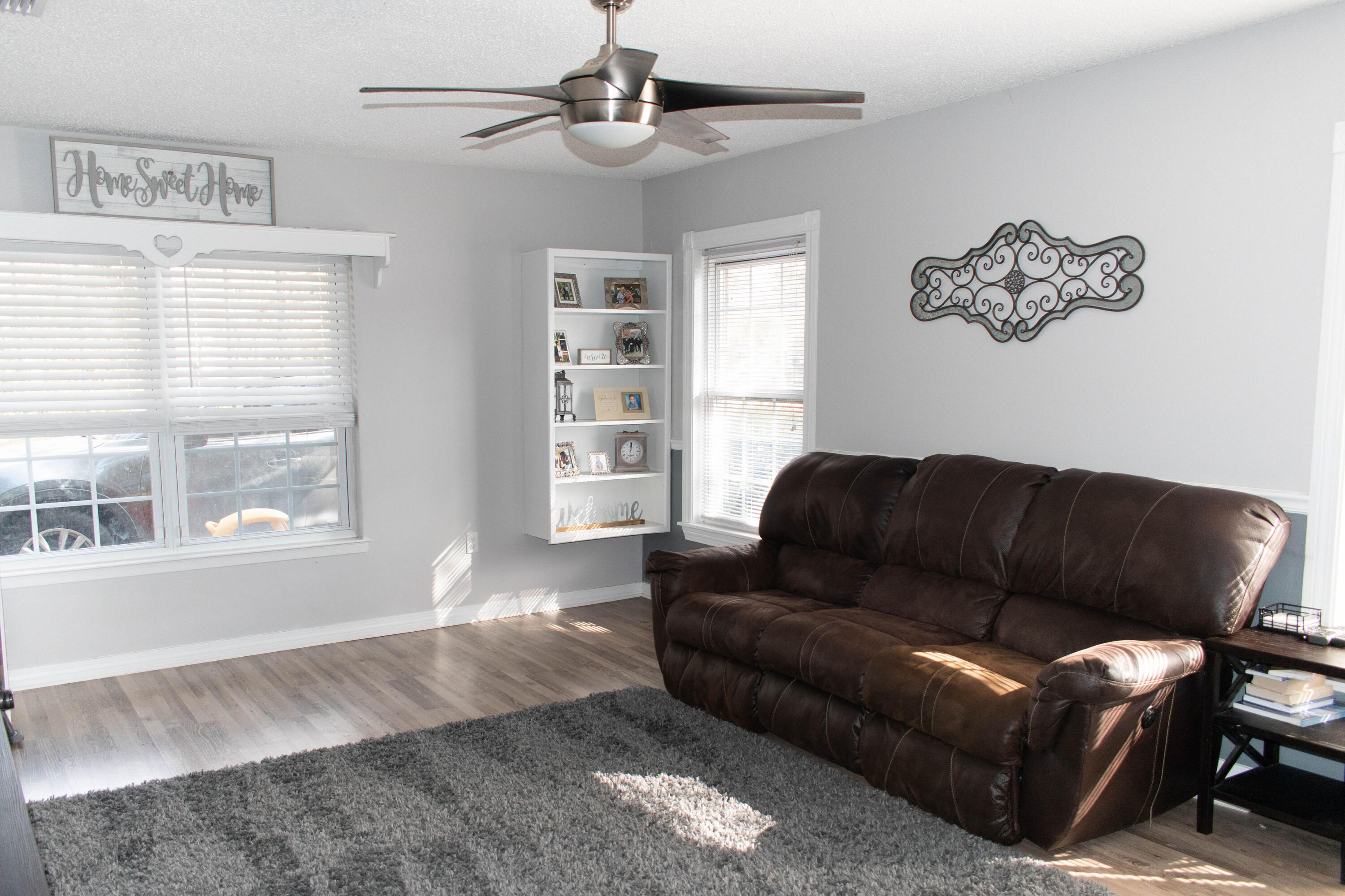 PINE MEADOWS - Residential