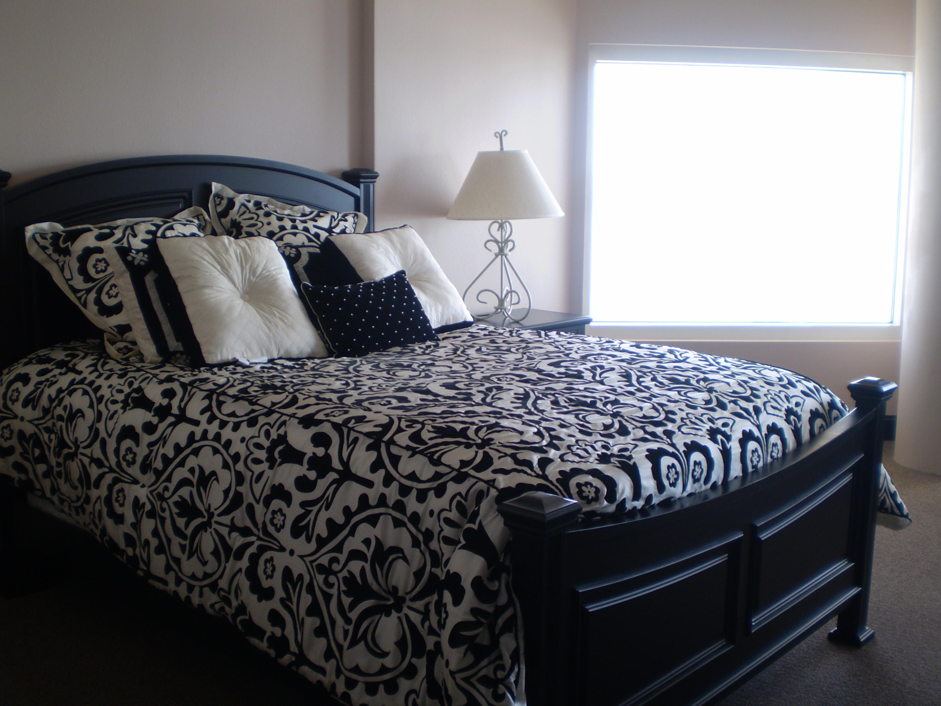 Presidio Yacht Club Condominiums - Residential