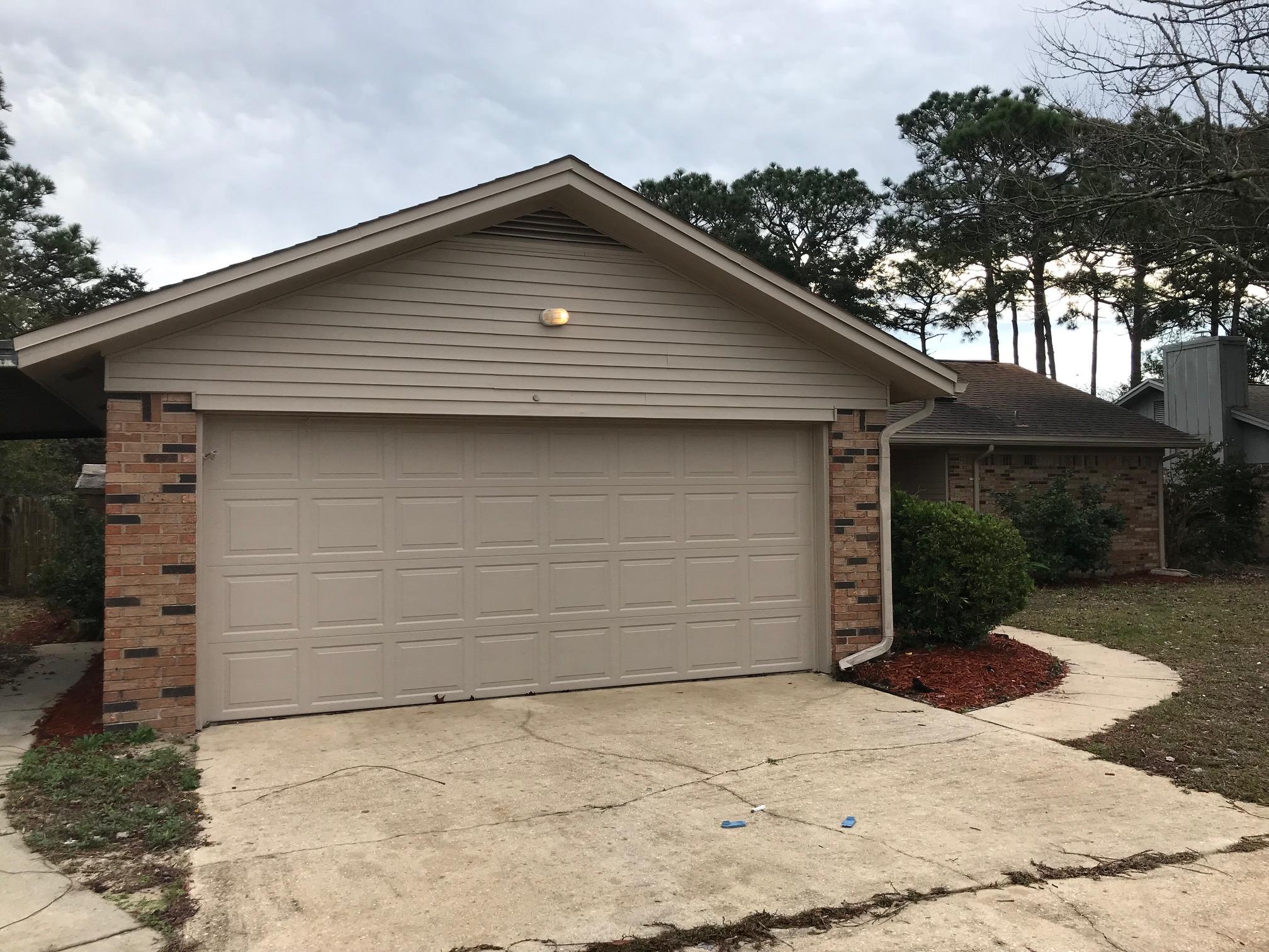 MARY ESTHER MANOR 1ST ADDN - Residential