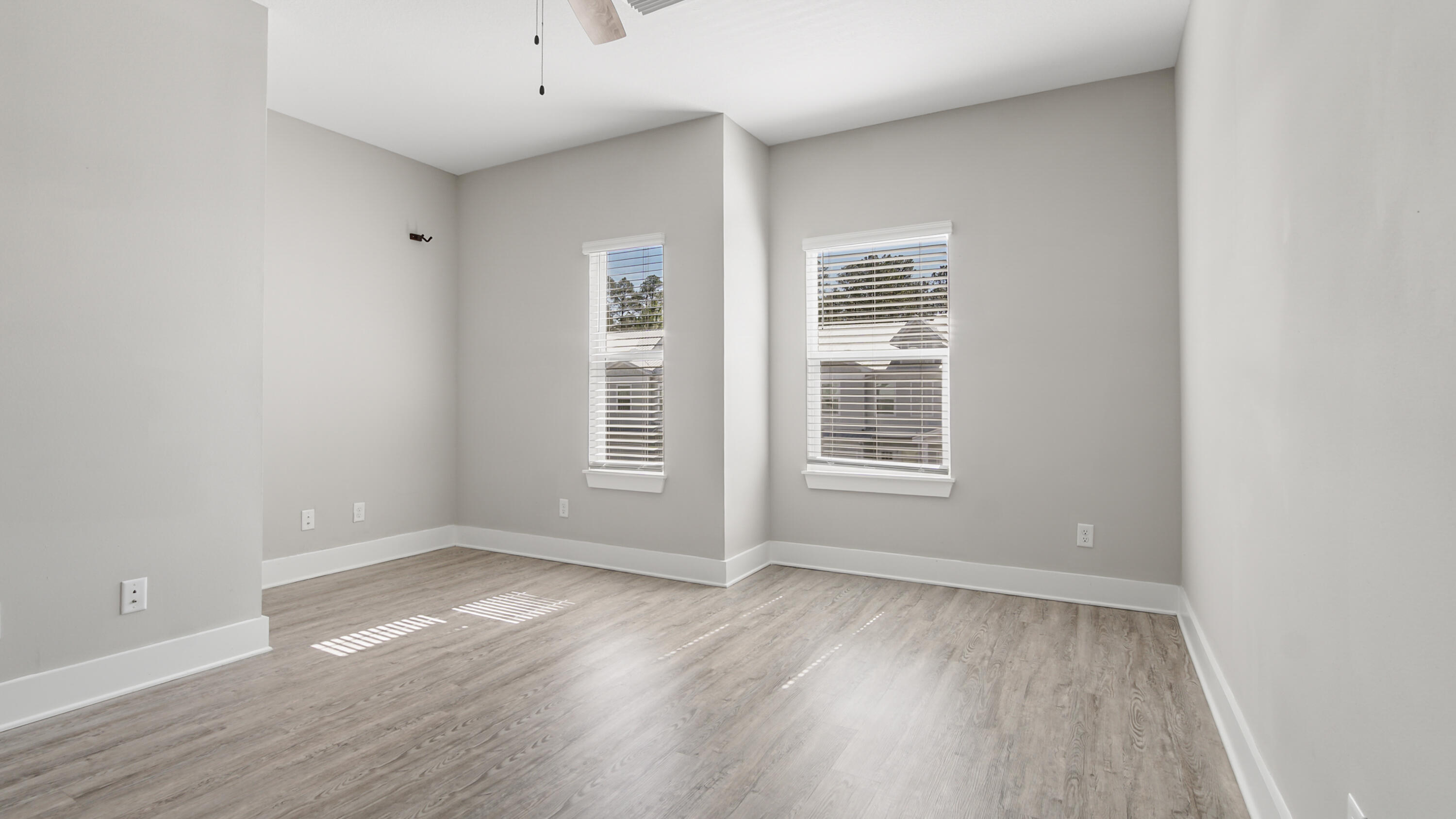 VERANDAS AT FREEPORT - Residential