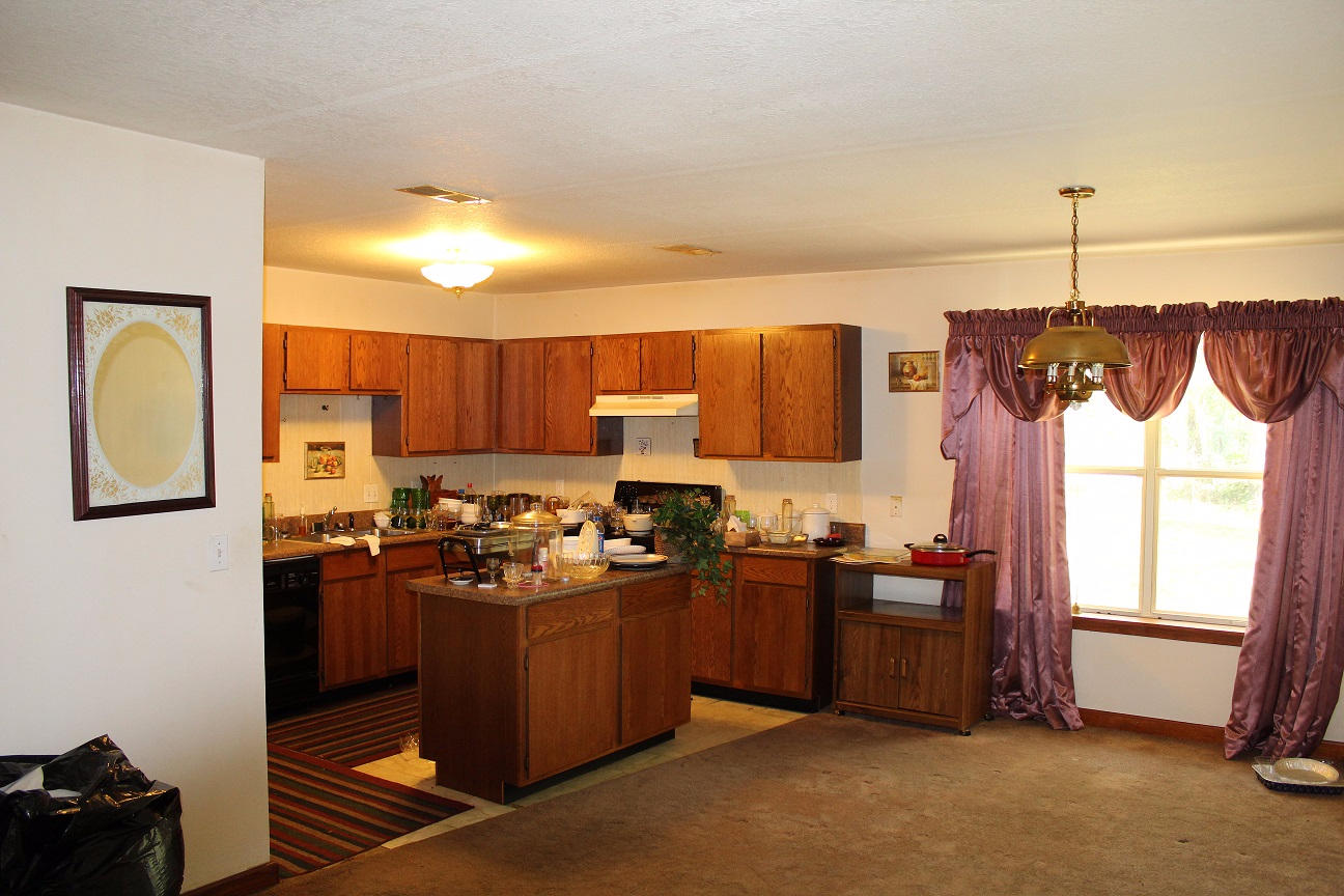 CROSS CREEK SHORES - Residential