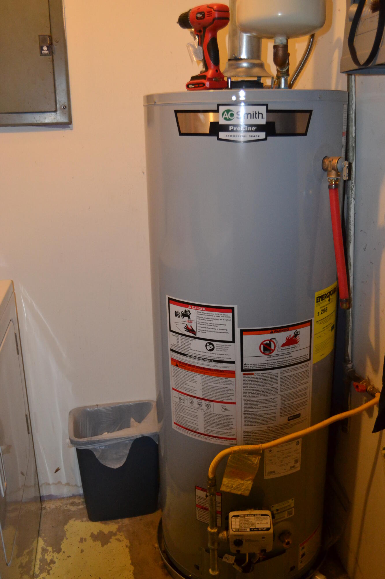 RACE TRACK ROAD S/D LOT 5 BLK G - Residential