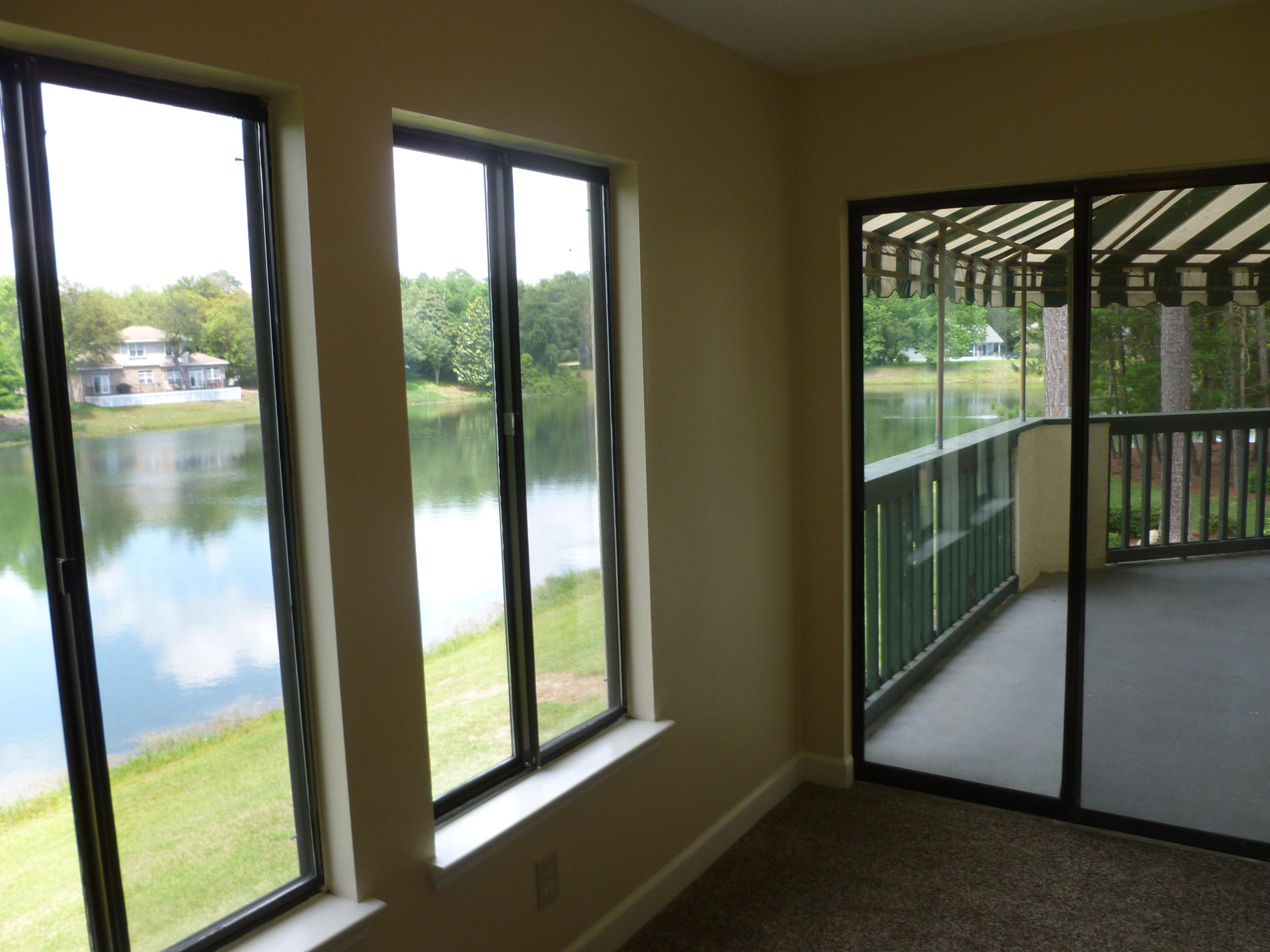 LAKESIDE CONDO AT BLUEWATER BAY - Residential