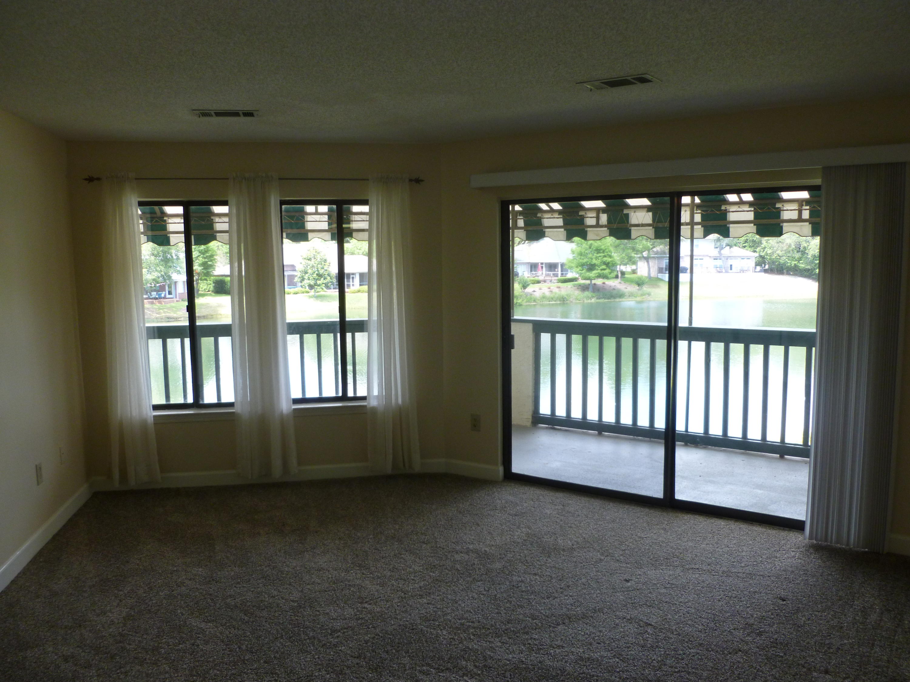 LAKESIDE CONDO AT BLUEWATER BAY - Residential