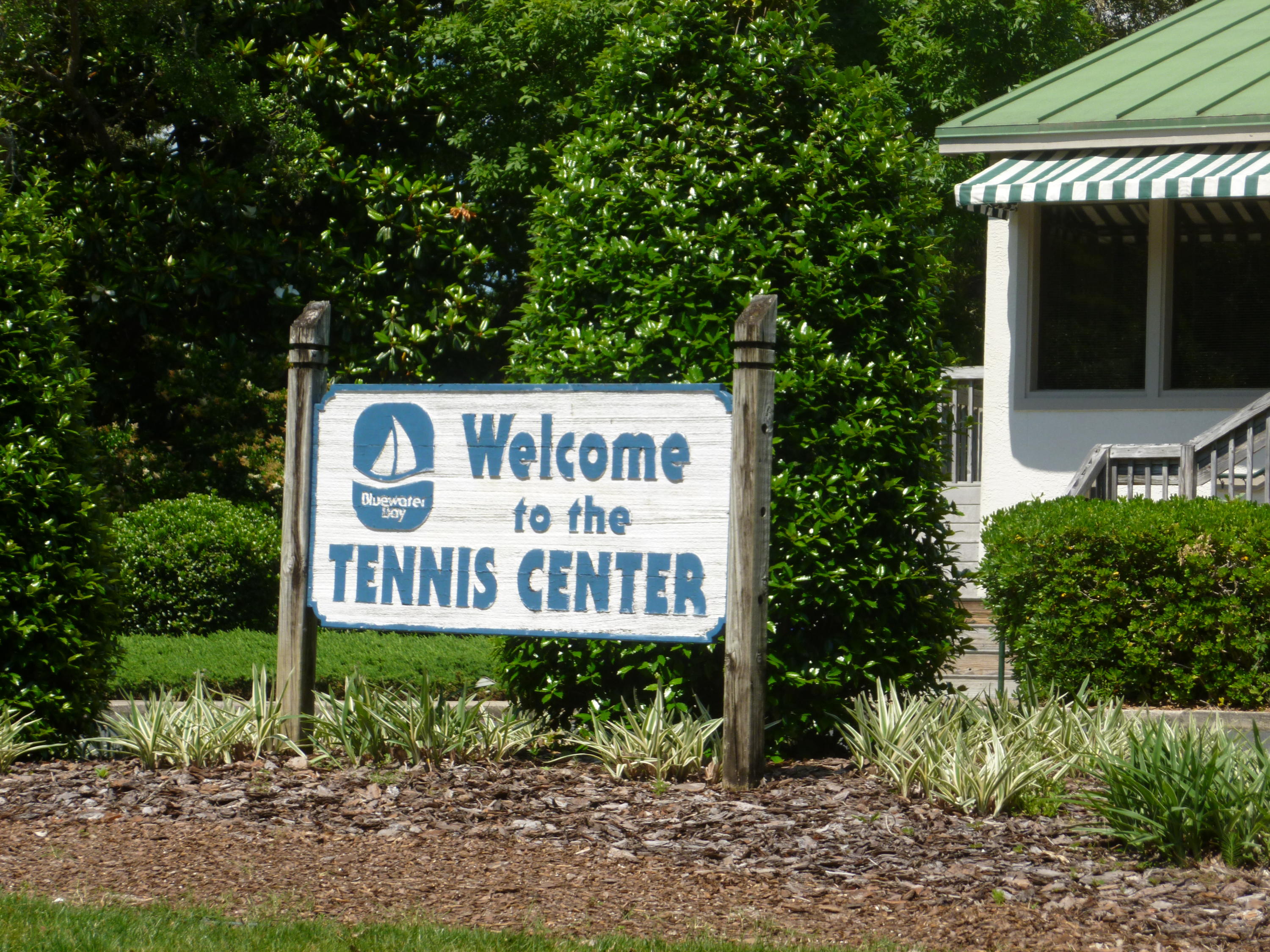 LAKESIDE CONDO AT BLUEWATER BAY - Residential