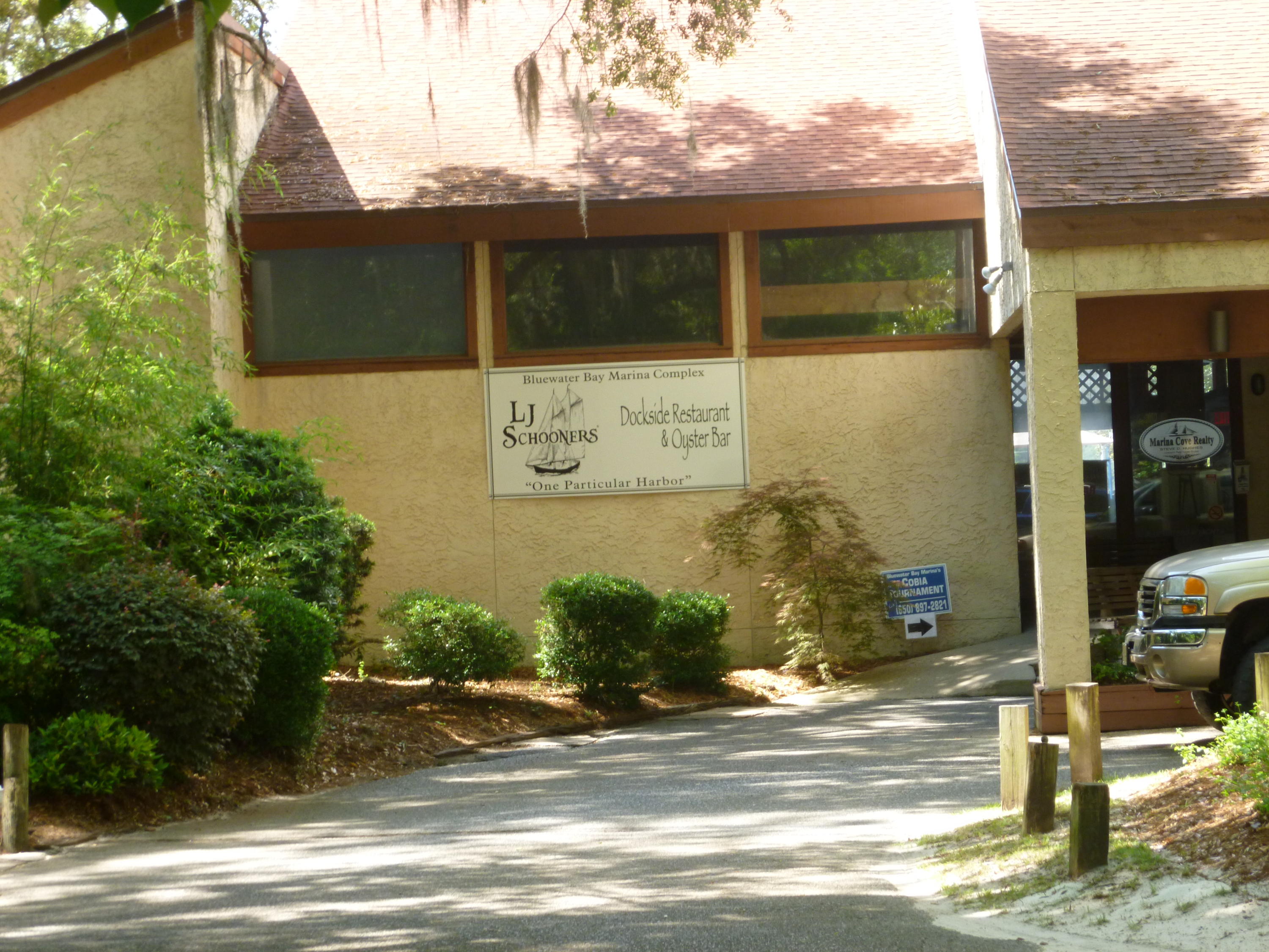 LAKESIDE CONDO AT BLUEWATER BAY - Residential