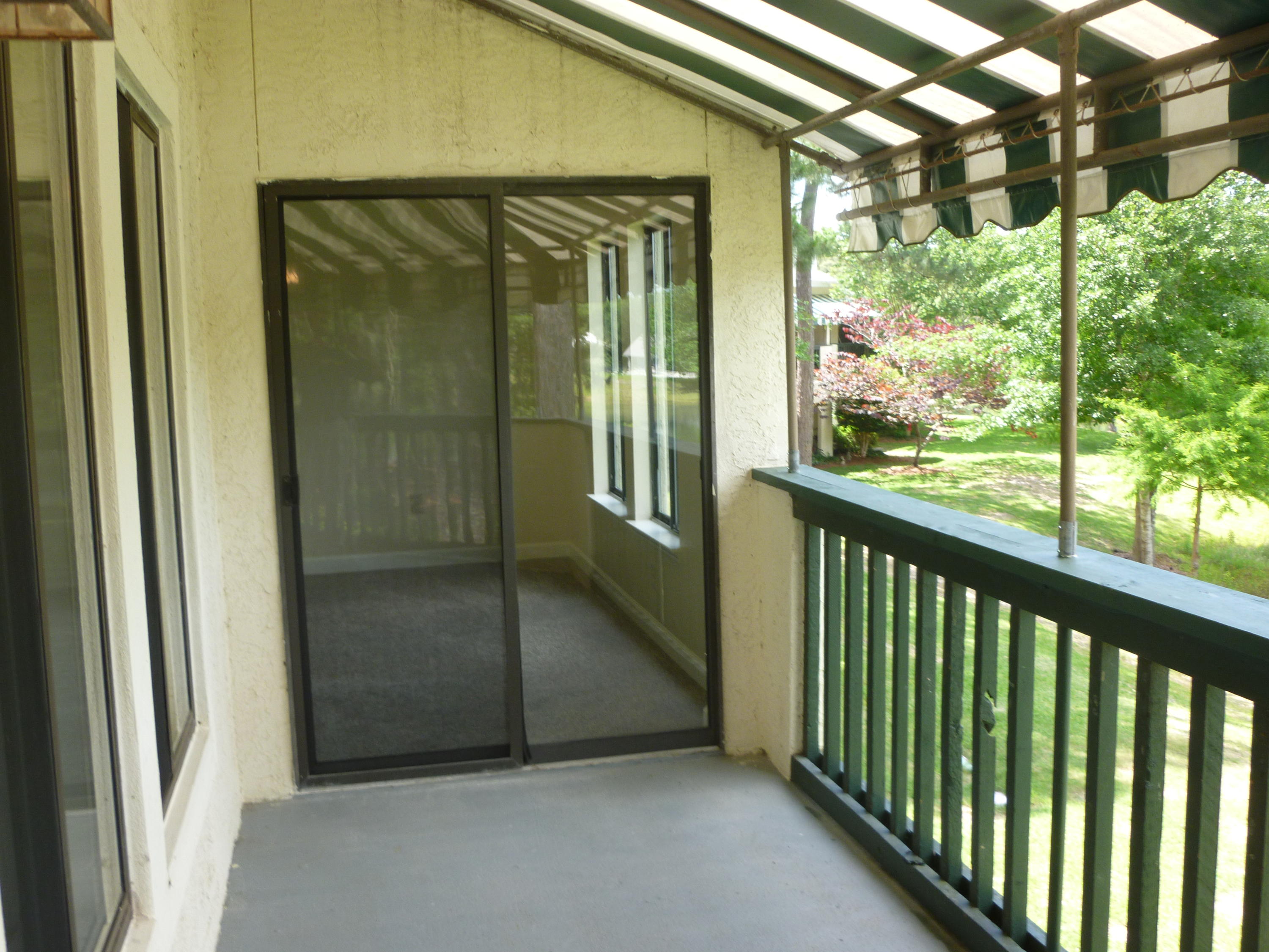 LAKESIDE CONDO AT BLUEWATER BAY - Residential