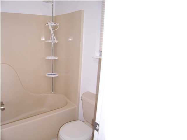 PINE FOREST - Residential Lease