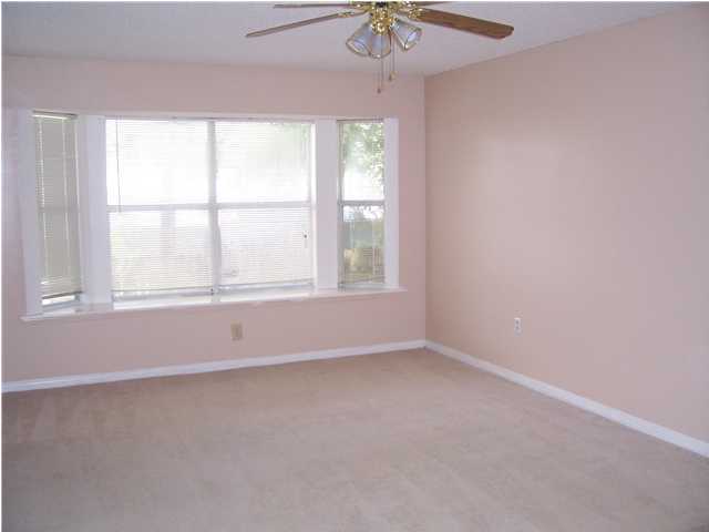 PINE FOREST - Residential Lease