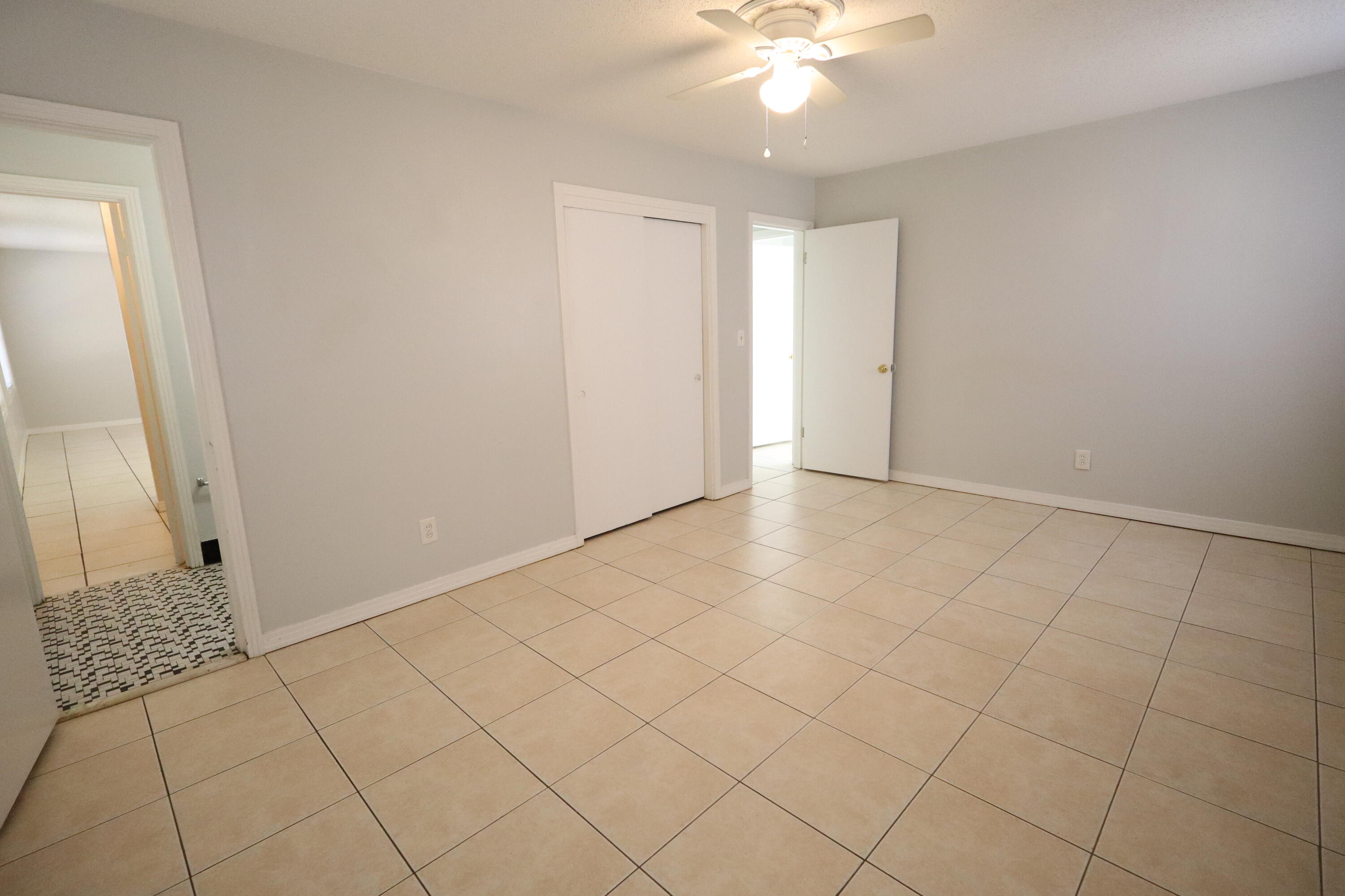 SANTA MARKELLA - Residential Lease