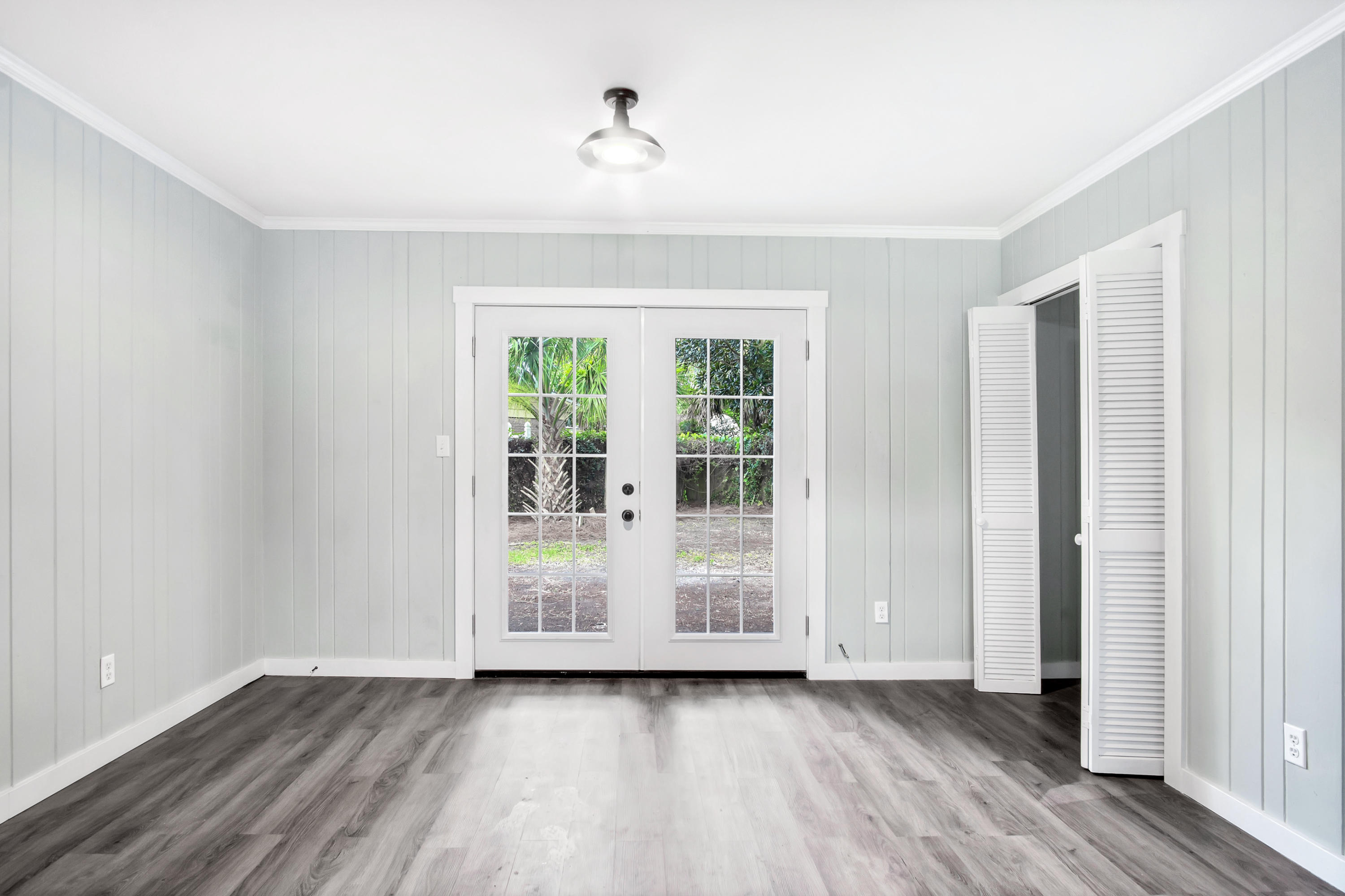 BAYOU WOODS - Residential