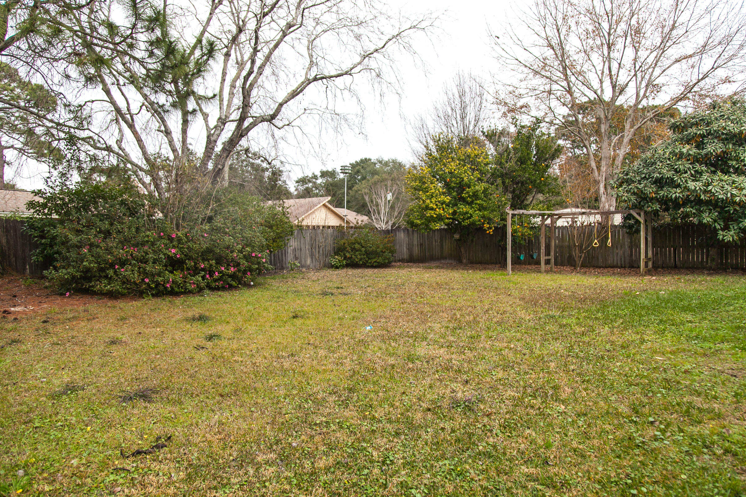 SOUTHMINSTER VILLAGE - Residential