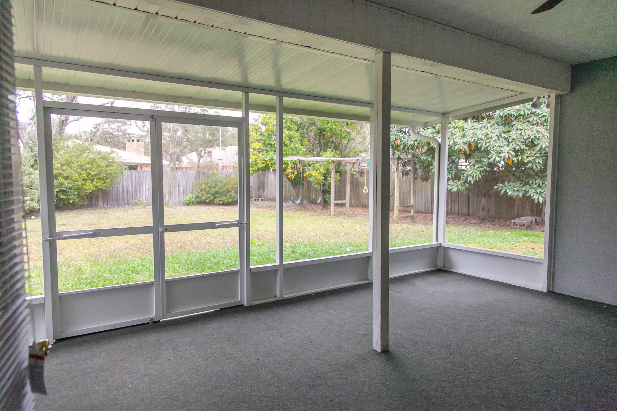 SOUTHMINSTER VILLAGE - Residential