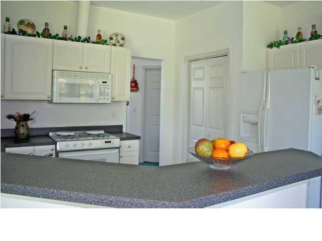 SOUTHMINSTER VILLAGE - Residential