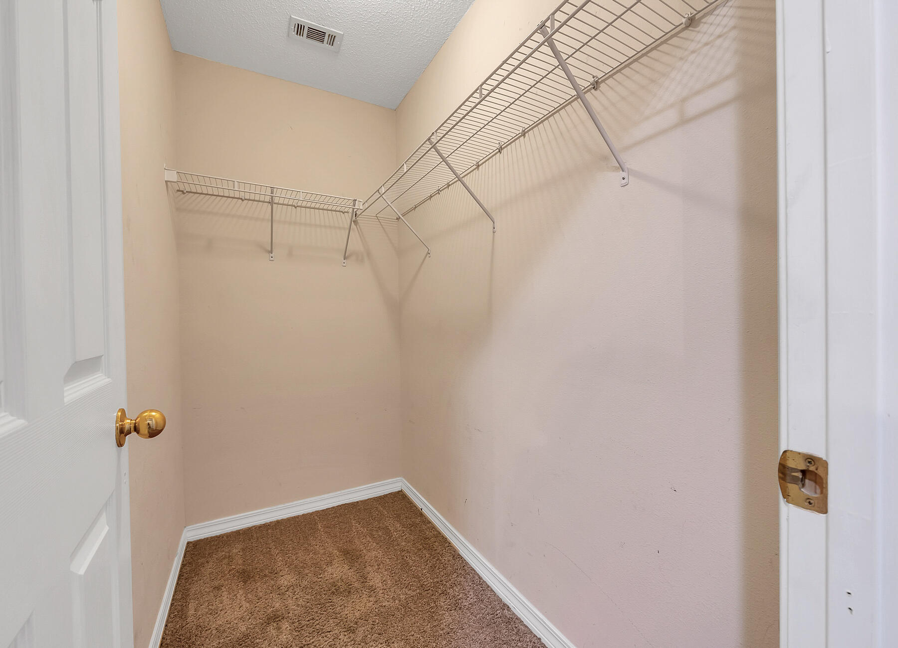 NORTHLAKES S/D PH 2 - Residential Lease