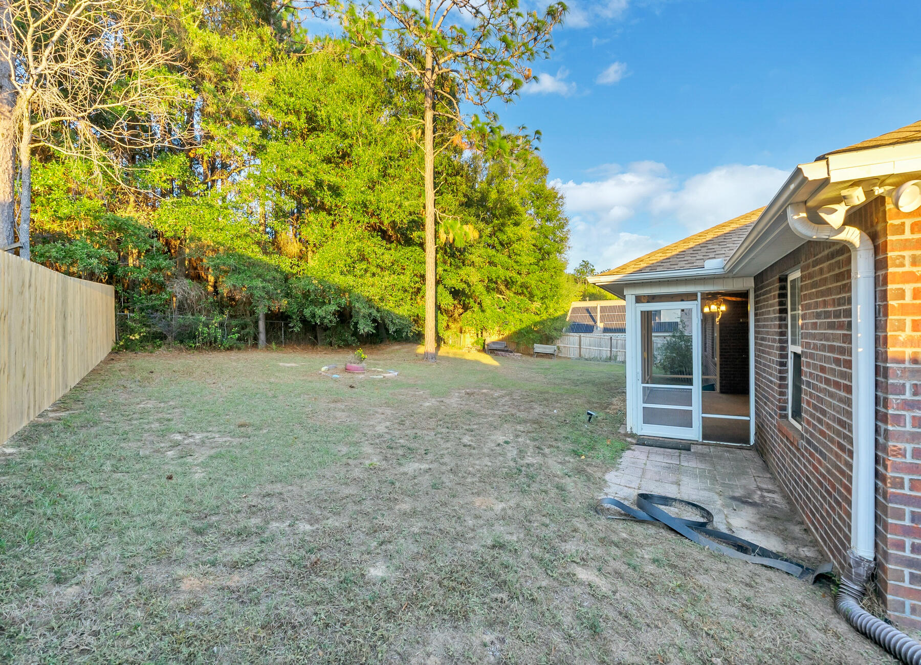 NORTHLAKES S/D PH 2 - Residential Lease