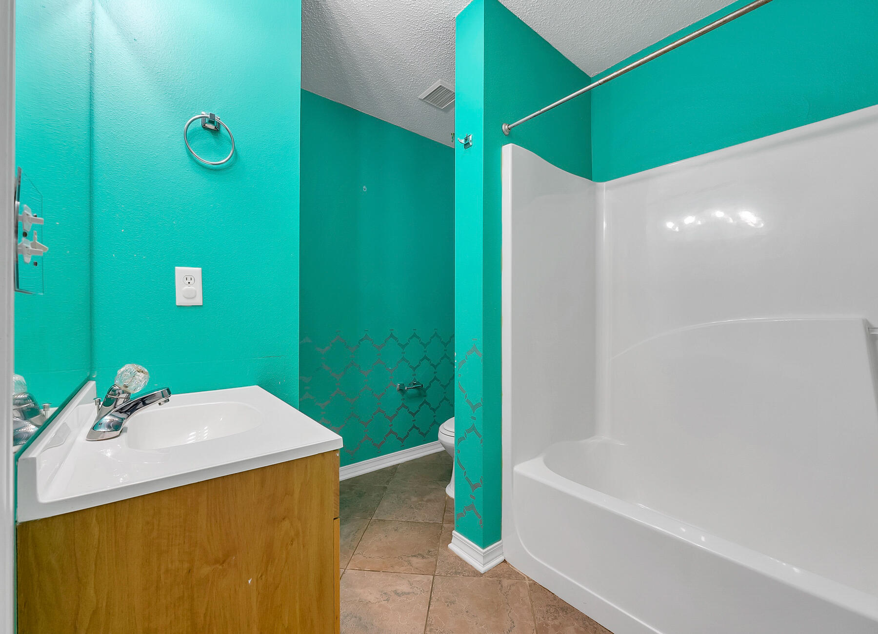 NORTHLAKES S/D PH 2 - Residential Lease