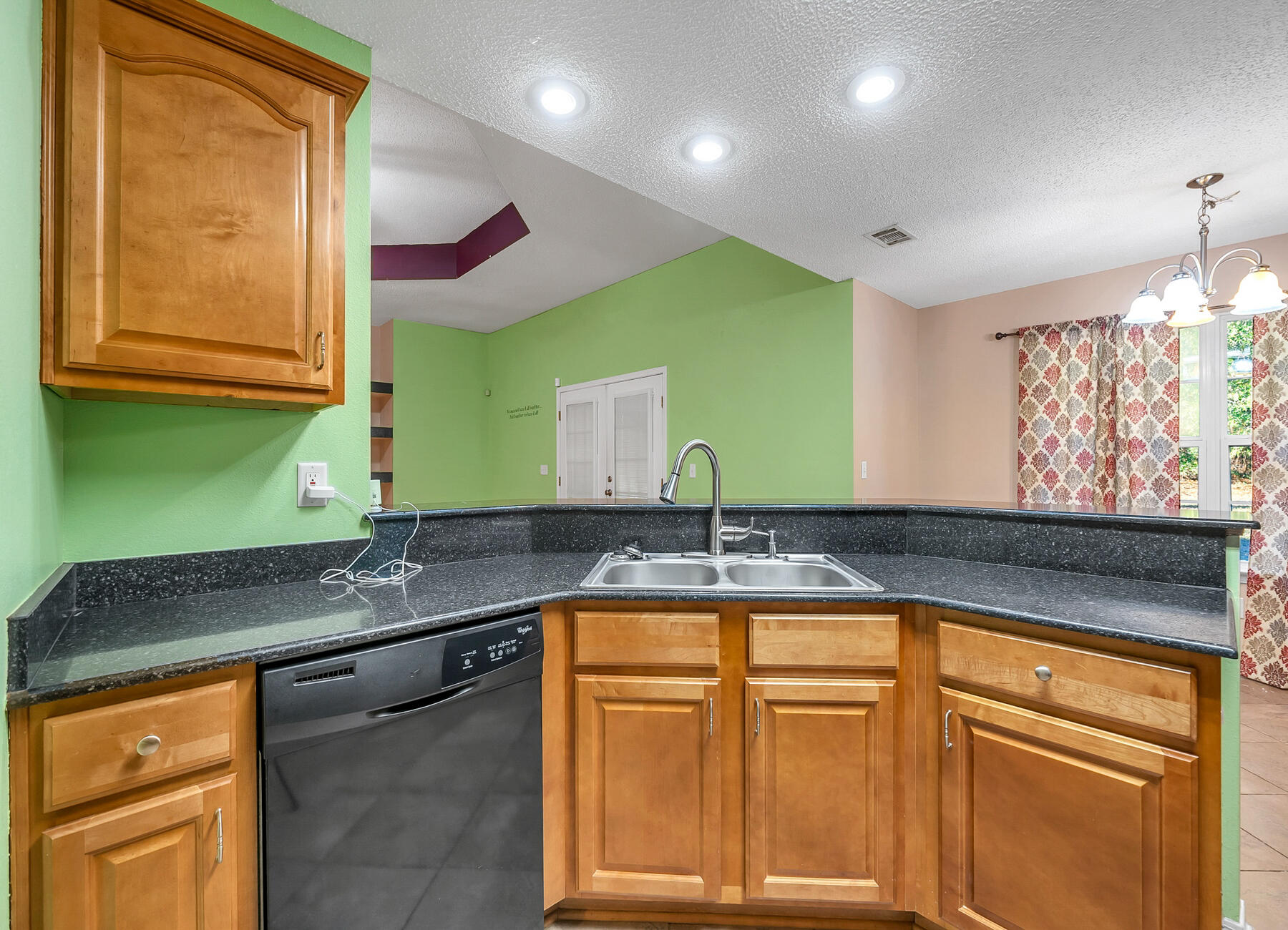 NORTHLAKES S/D PH 2 - Residential Lease