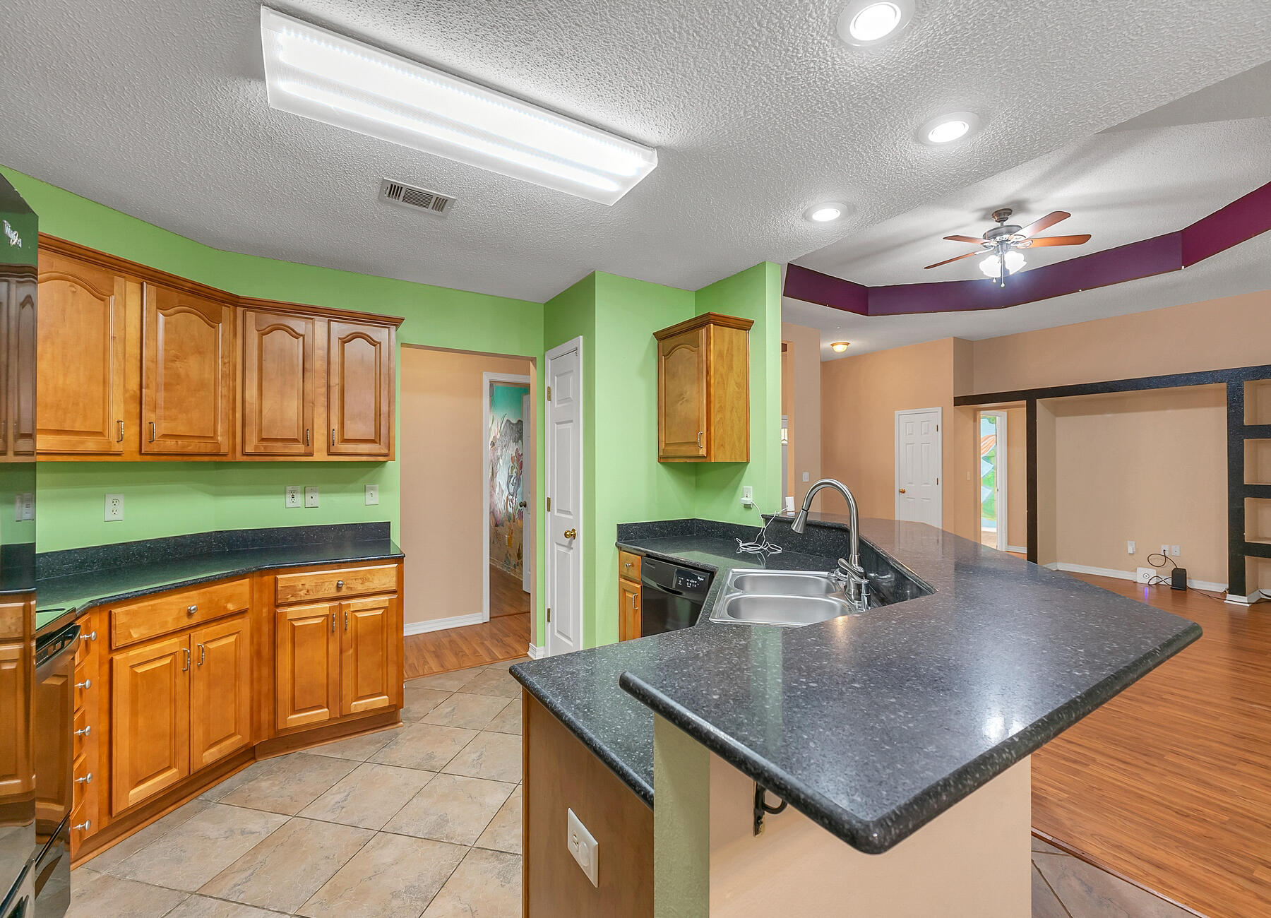 NORTHLAKES S/D PH 2 - Residential Lease