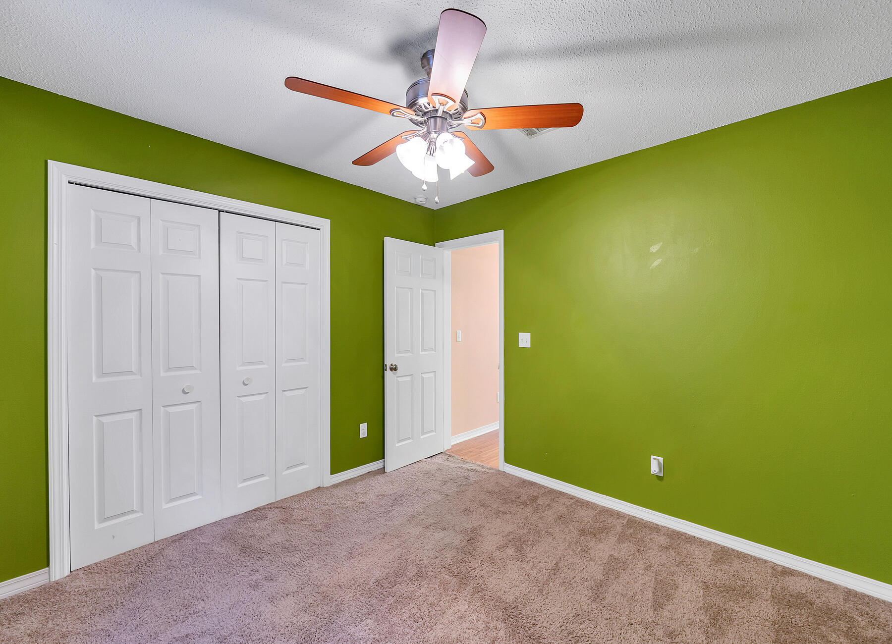 NORTHLAKES S/D PH 2 - Residential Lease