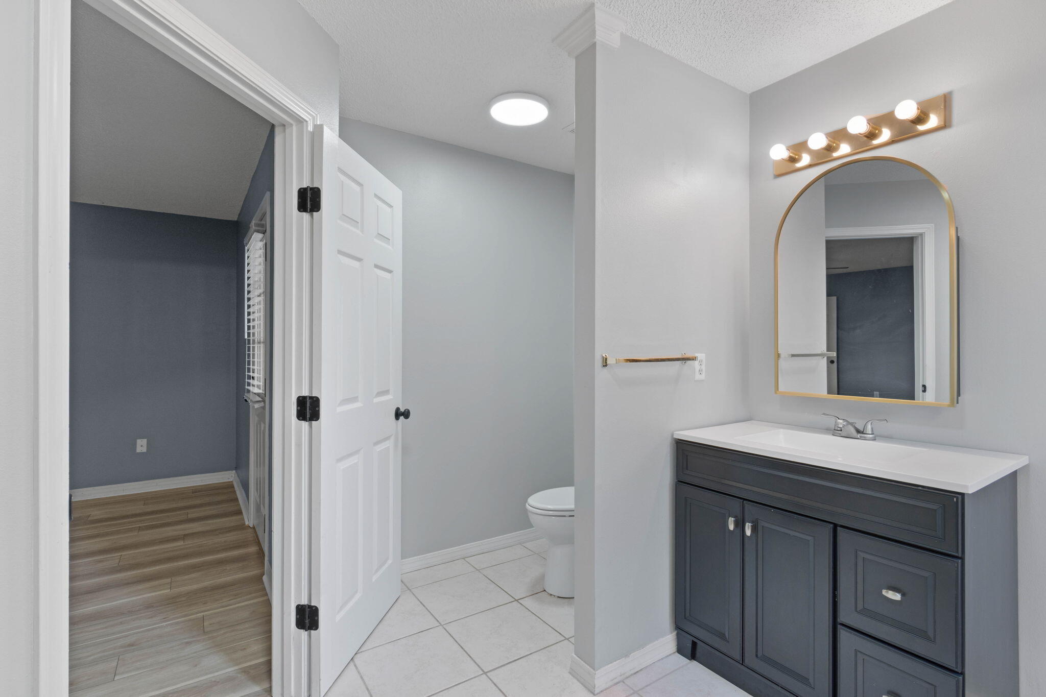 RIVERCHASE PH II - Residential