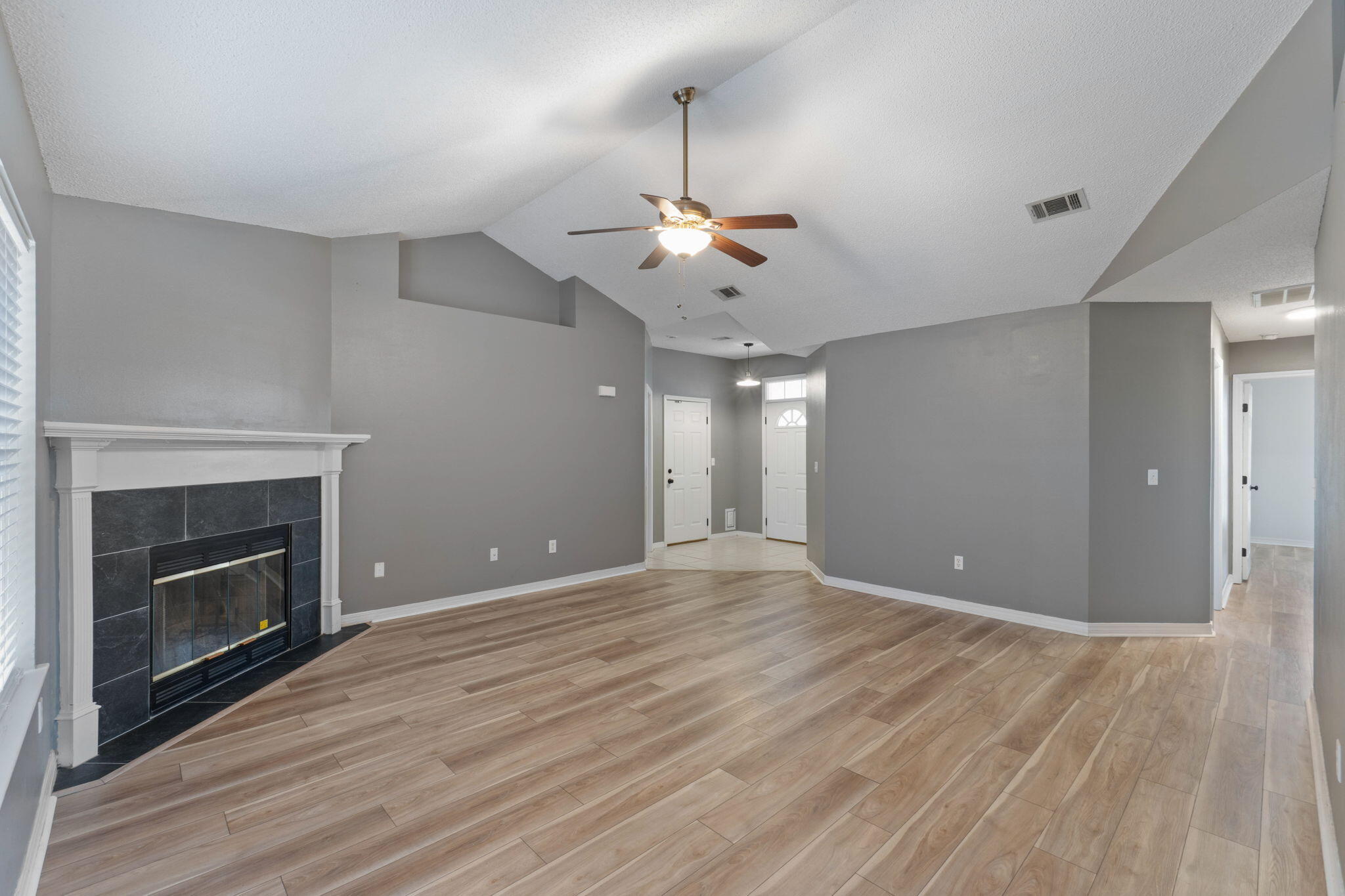 RIVERCHASE PH II - Residential