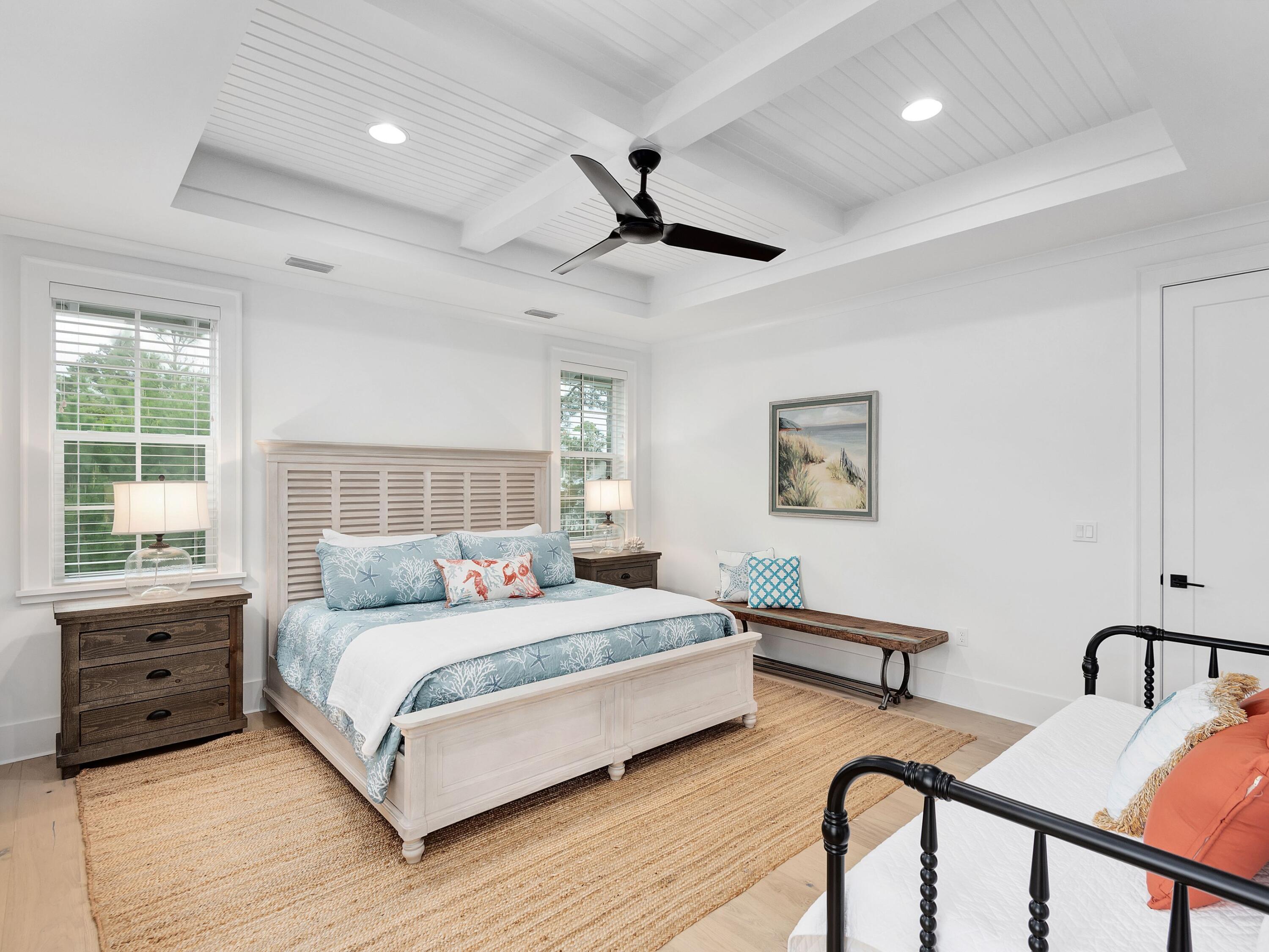 LAKESIDE AT BLUE MOUNTAIN BEACH - Residential