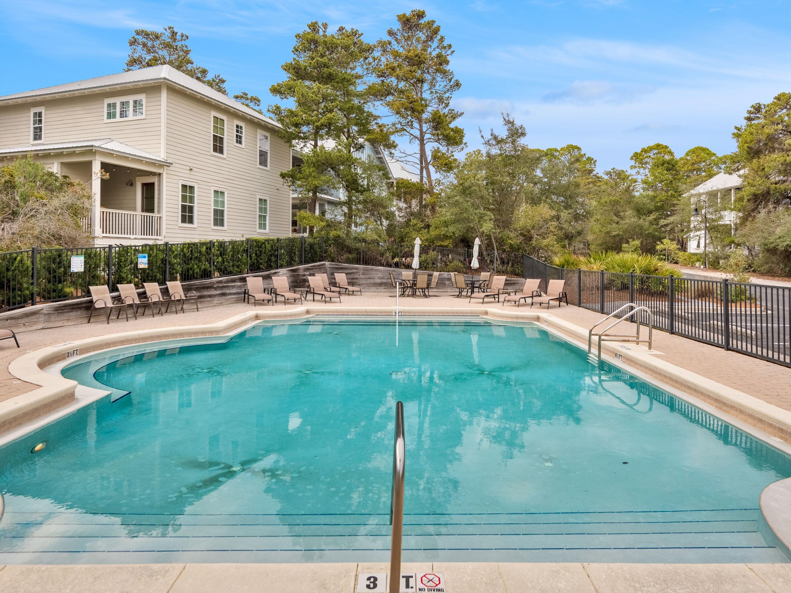 LAKESIDE AT BLUE MOUNTAIN BEACH - Residential