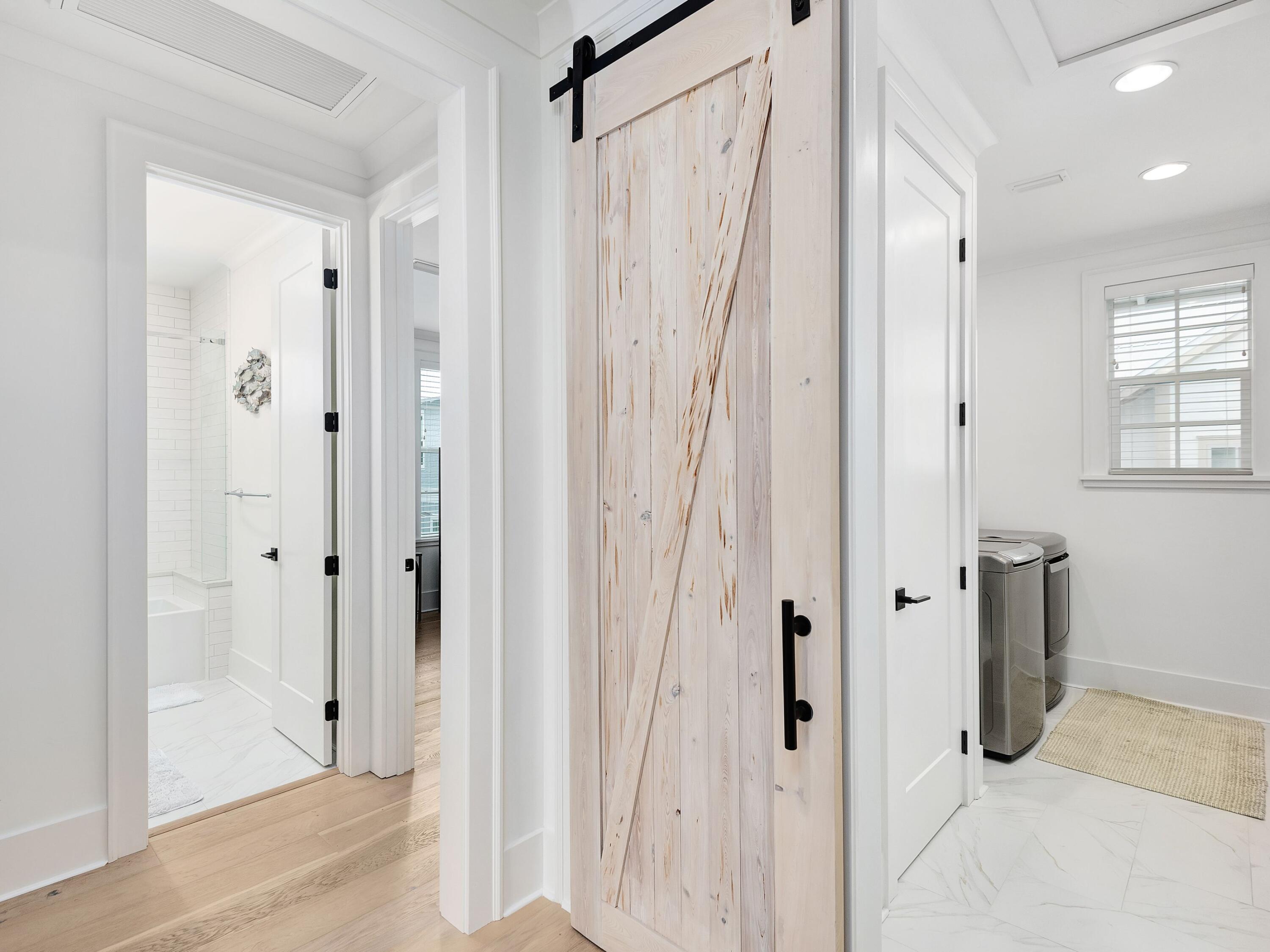 LAKESIDE AT BLUE MOUNTAIN BEACH - Residential