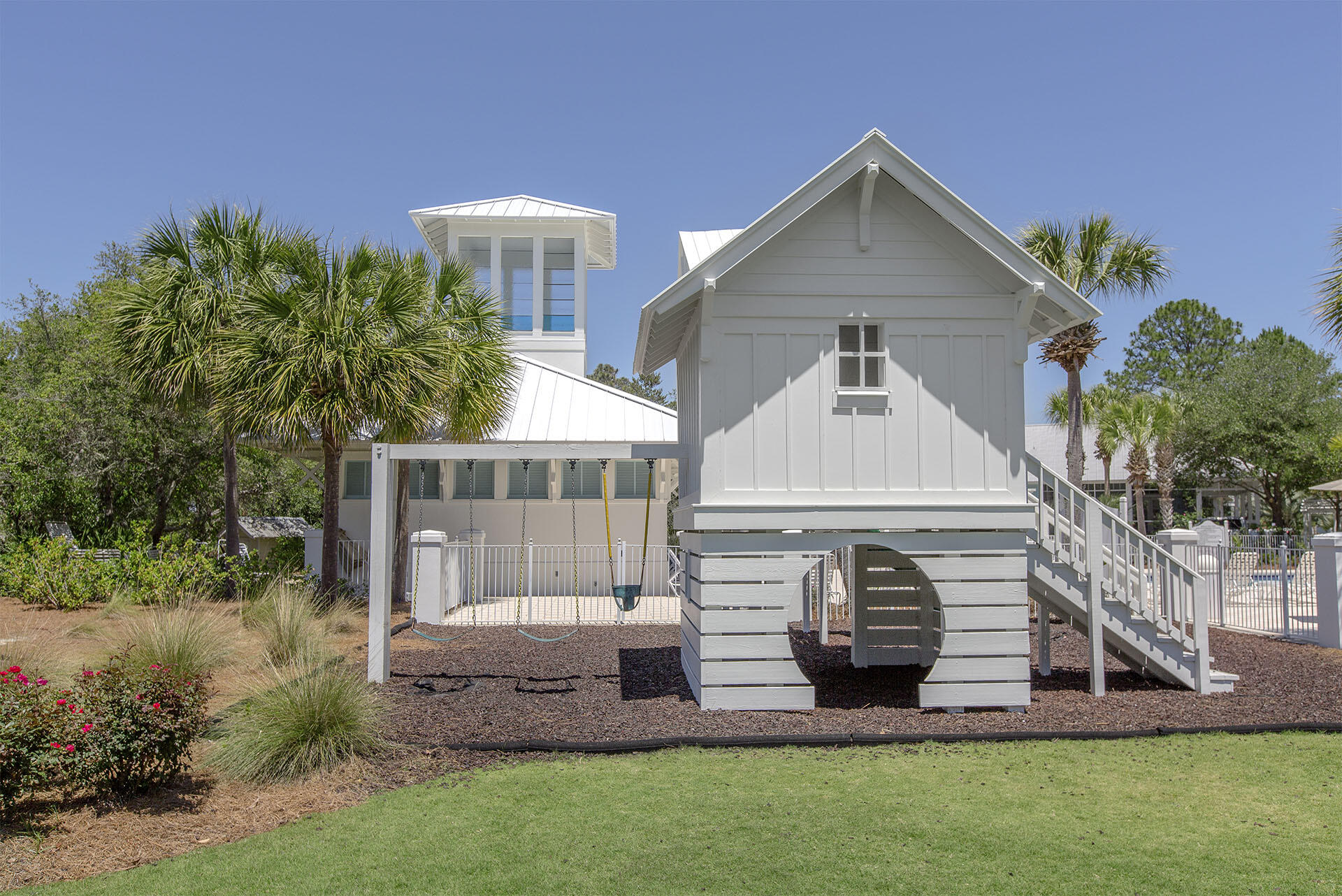CARILLON BEACH INN - Residential