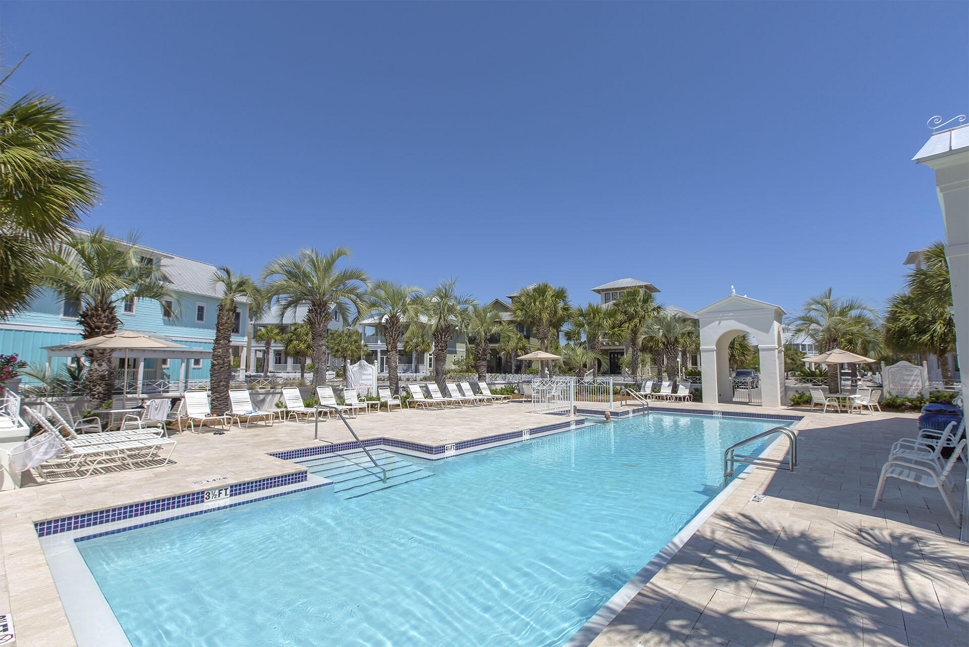 CARILLON BEACH INN - Residential