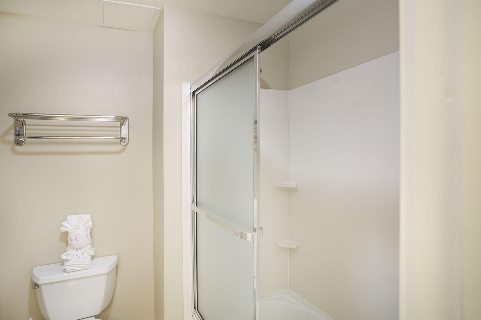 CARILLON BEACH INN - Residential