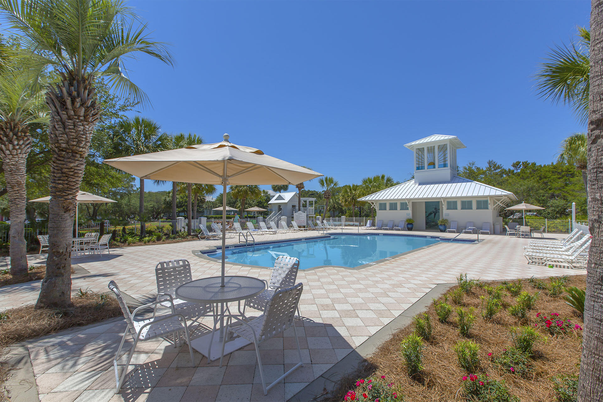 CARILLON BEACH INN - Residential