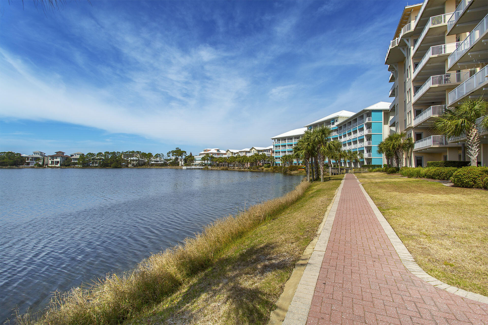 CARILLON BEACH INN - Residential