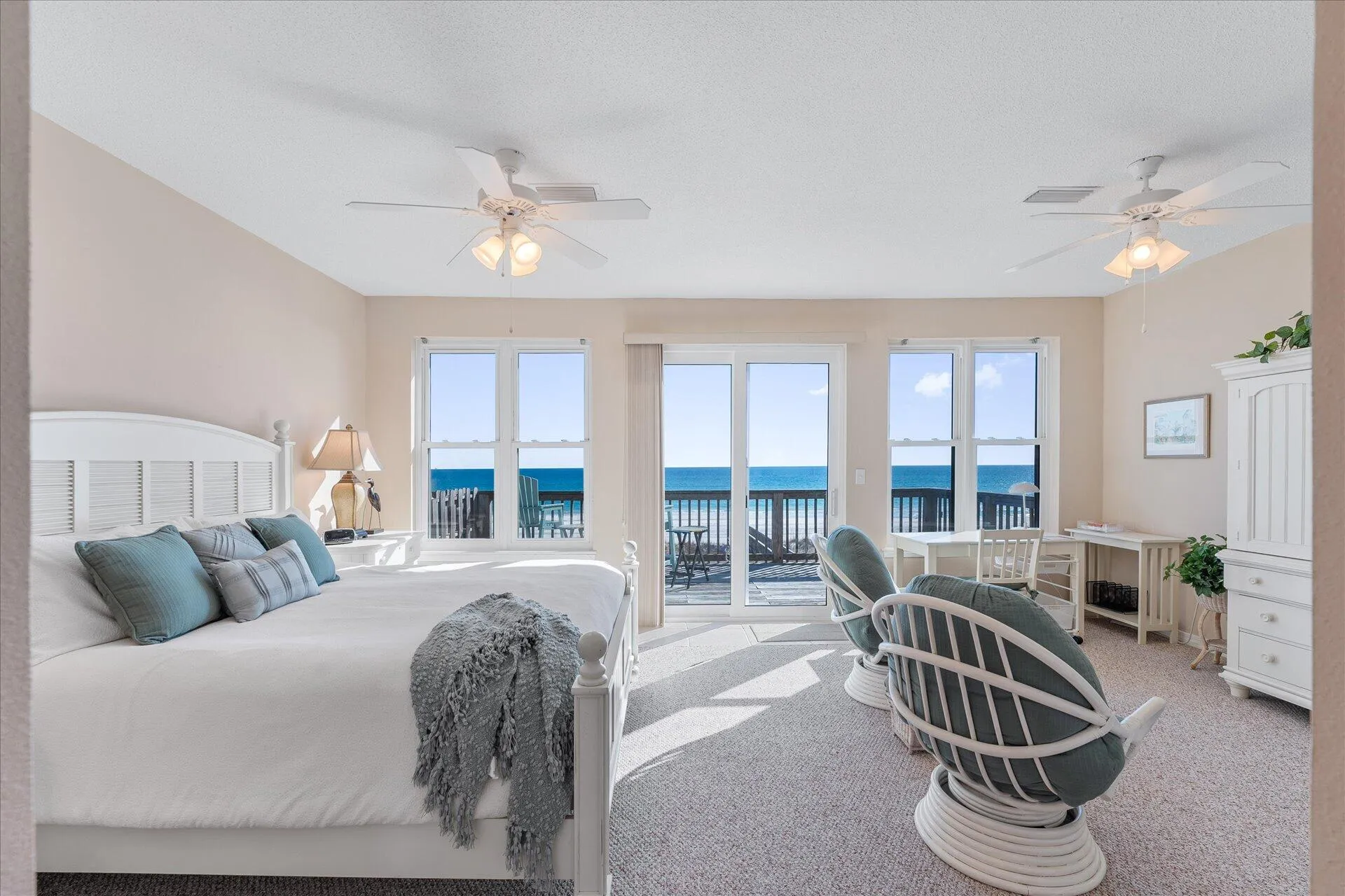 Navarre, Florida 32566, United States, 3 Bedrooms Bedrooms, ,3 BathroomsBathrooms,Residential,Active,14376