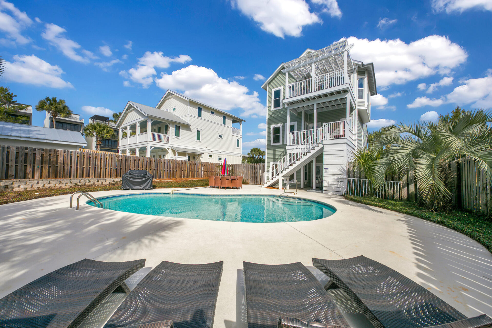 SANDCASTLES BY THE SEA S/D - Residential