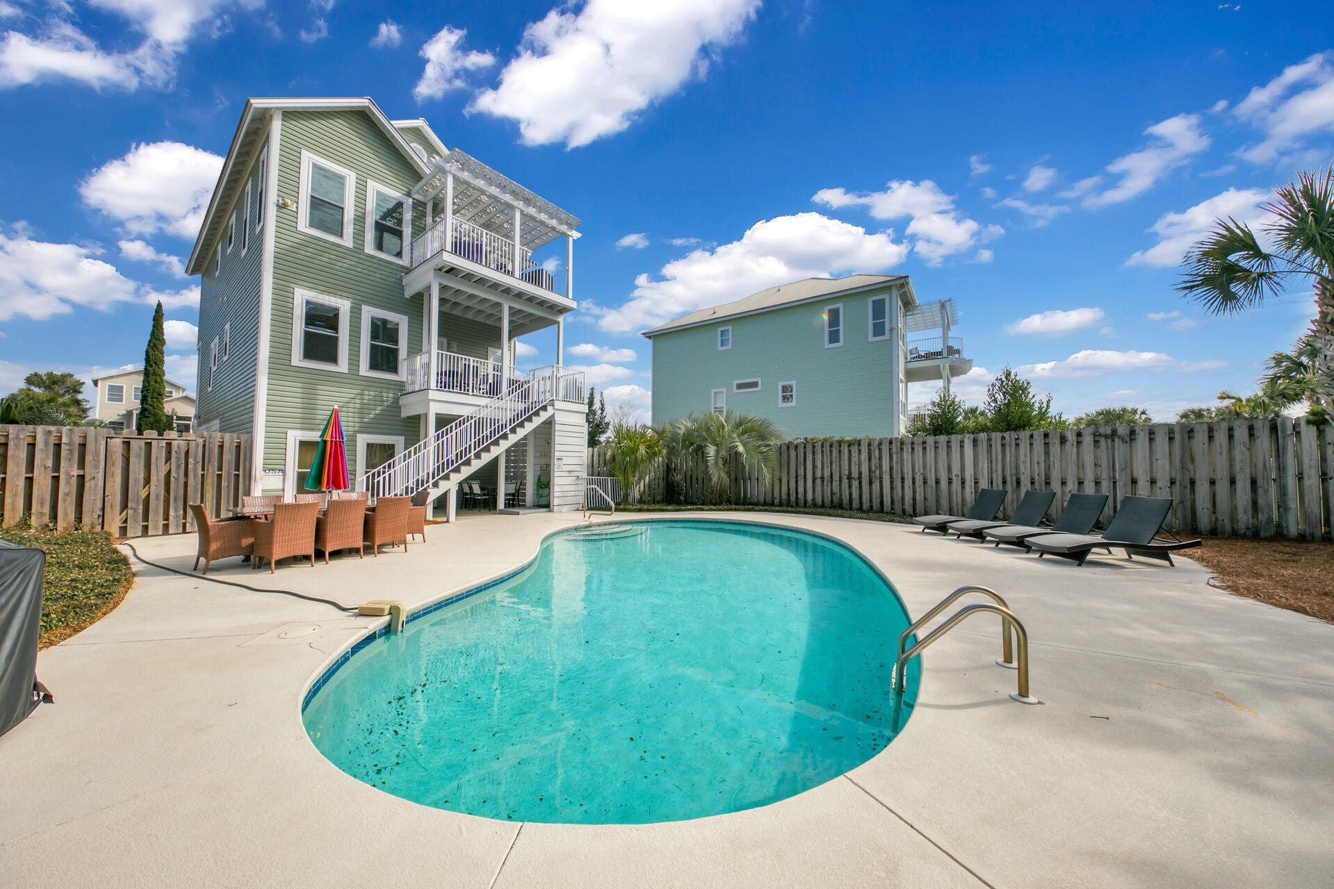 SANDCASTLES BY THE SEA S/D - Residential