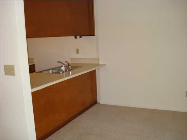 CREEKSIDE - Residential Lease