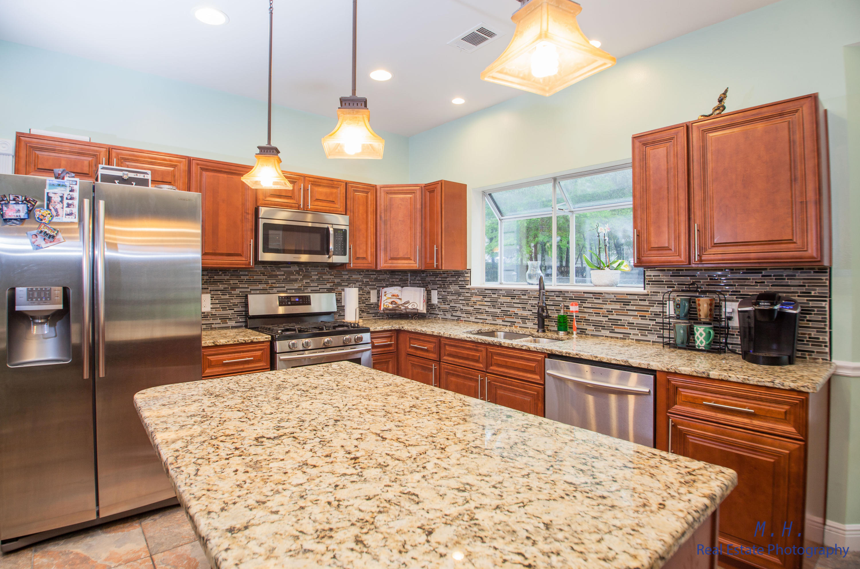 ROCKY BAYOU COUNTRY CLUB ESTATES 08A - Residential