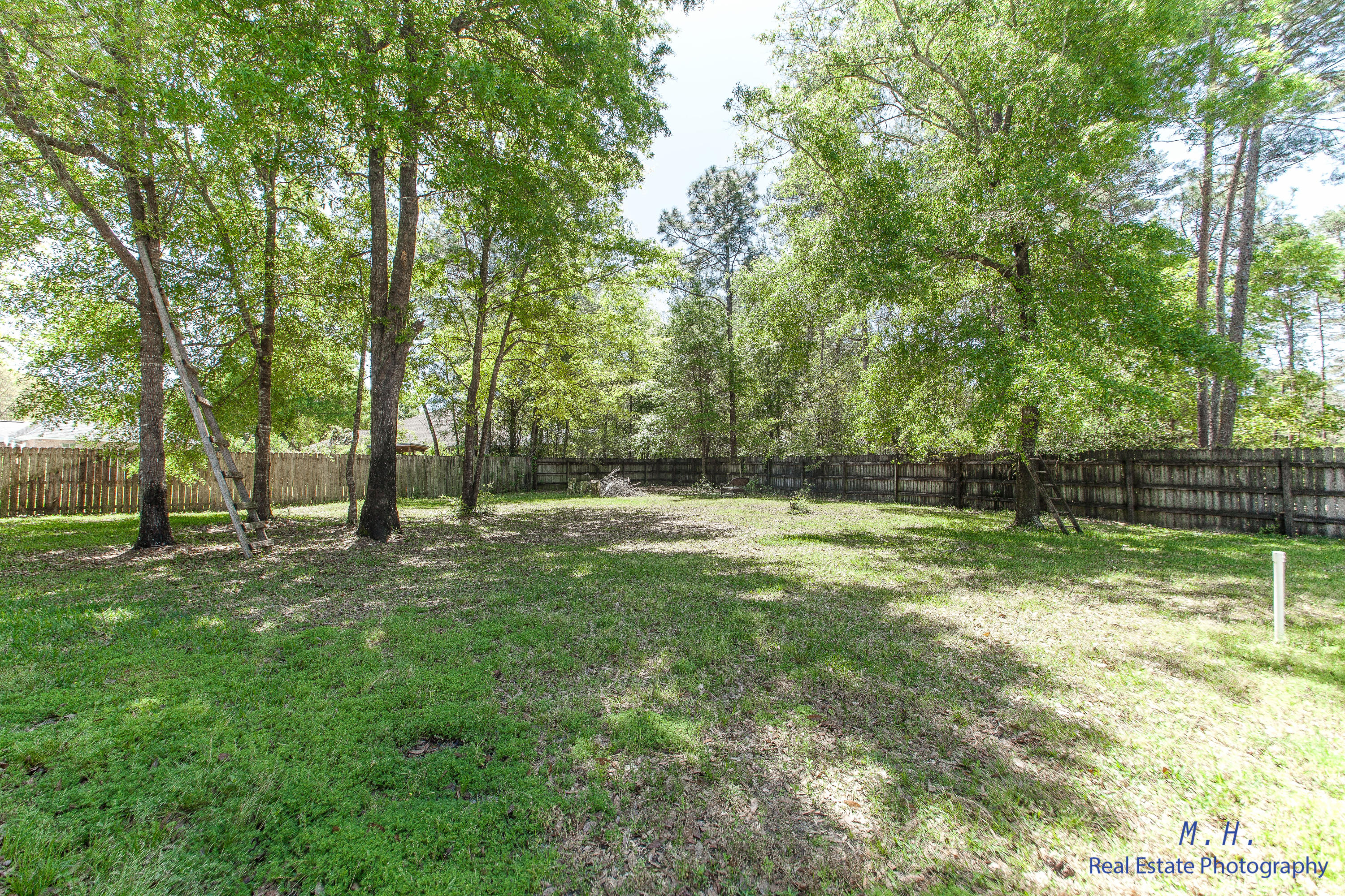 ROCKY BAYOU COUNTRY CLUB ESTATES 08A - Residential