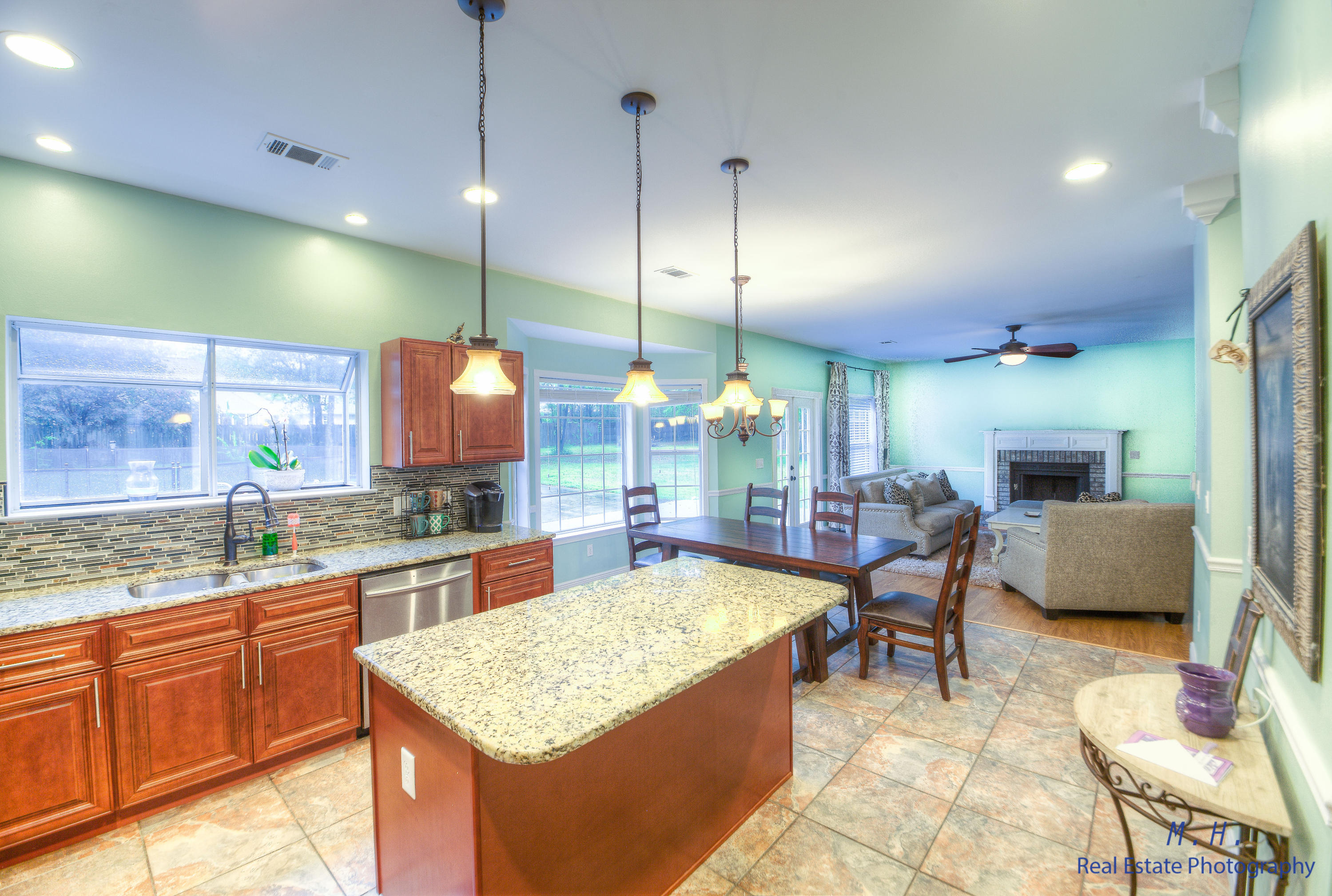 ROCKY BAYOU COUNTRY CLUB ESTATES 08A - Residential